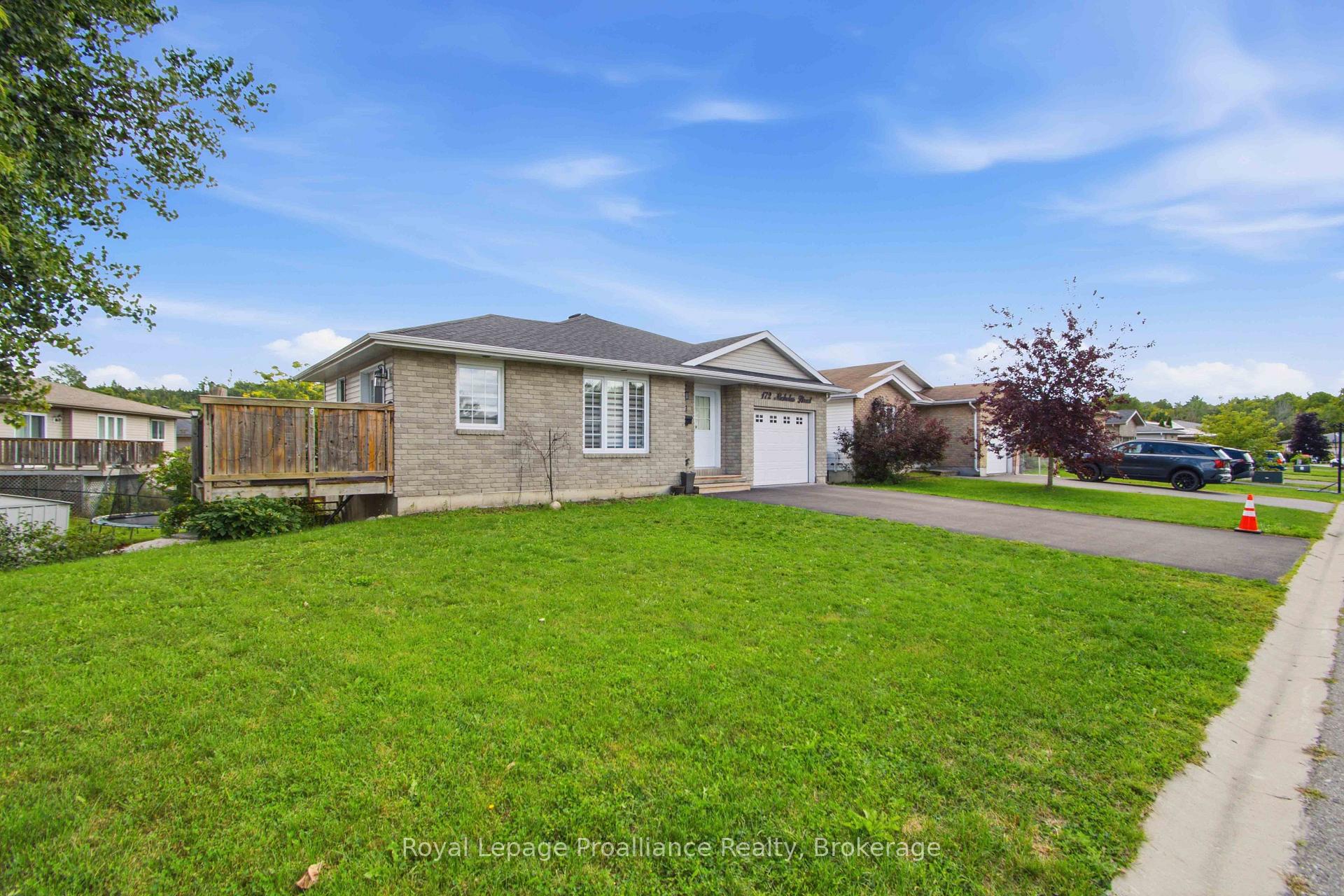 Photo 3 of 172 Nicholas Street, Quinte West, Murray Ward — HOMEH