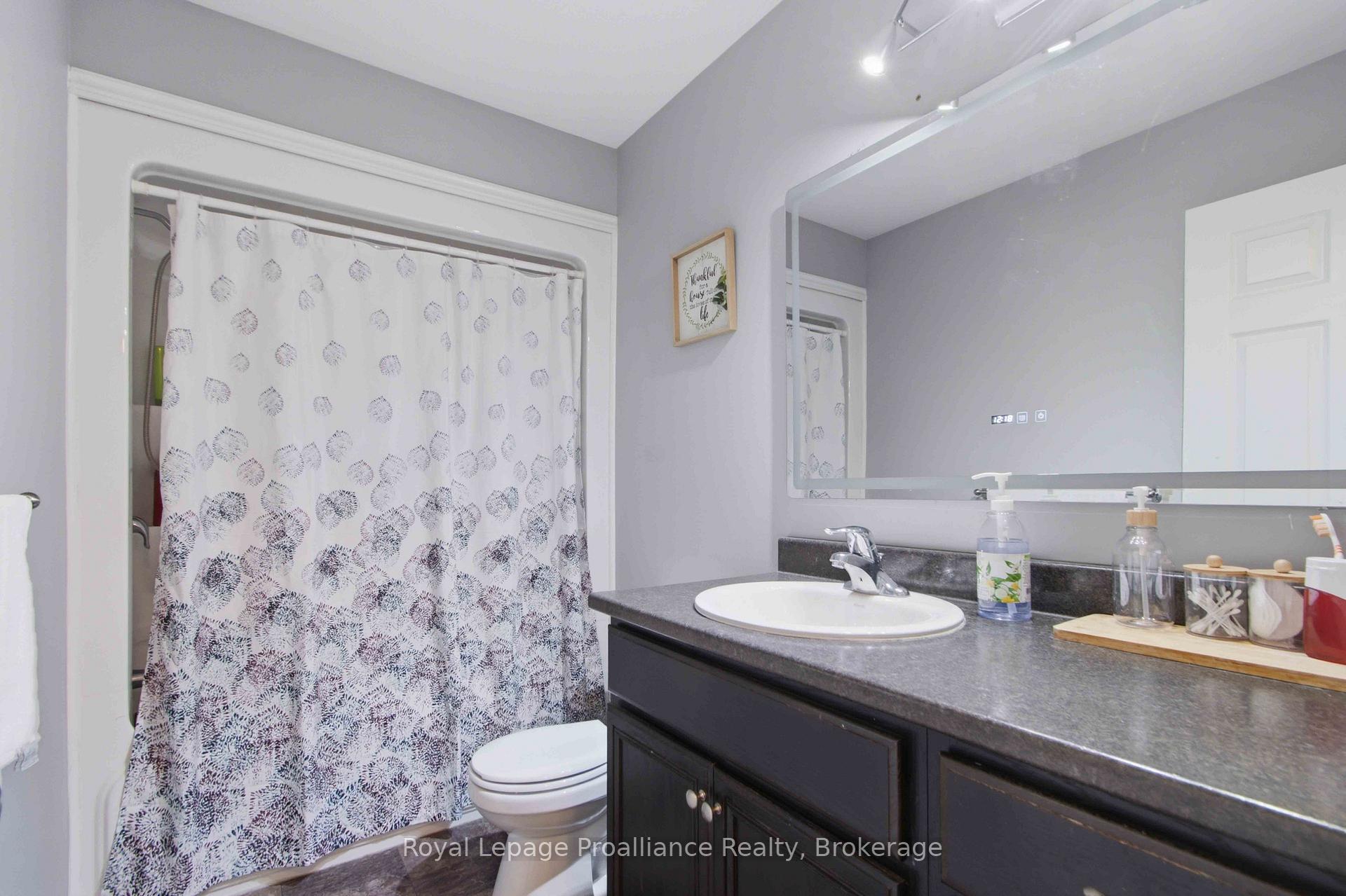 Photo 16 of 172 Nicholas Street, Quinte West, Murray Ward — HOMEH