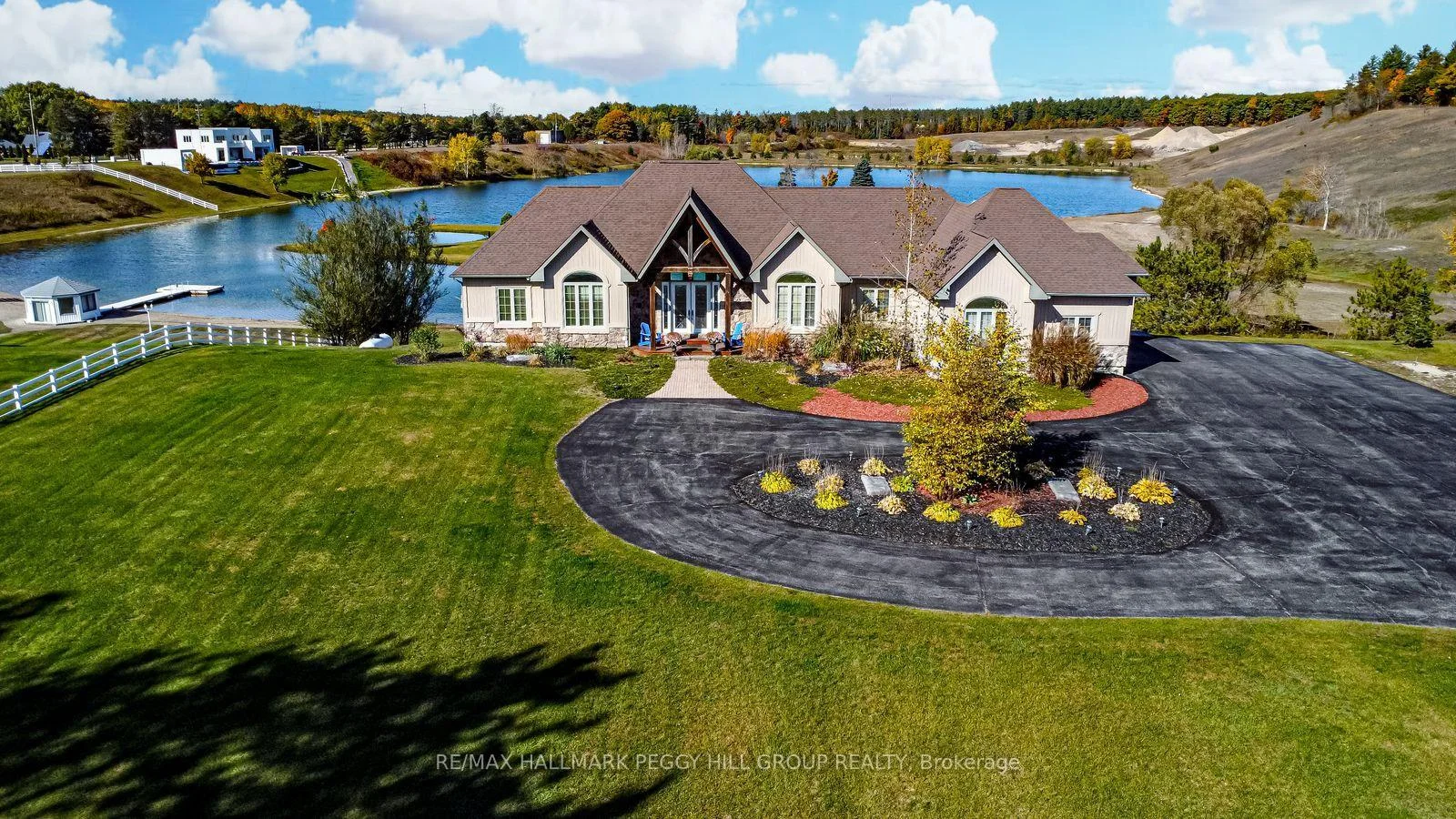 Photo of 1372 Division Road E