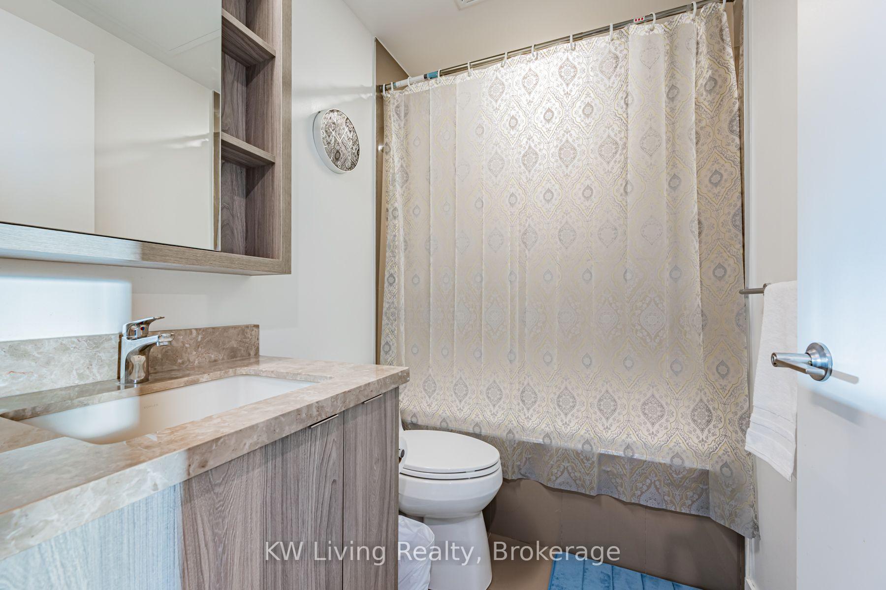 Photo 16 of Unit 520, 115 Blue Jays Way, Toronto, Waterfront Communities — HOMEH