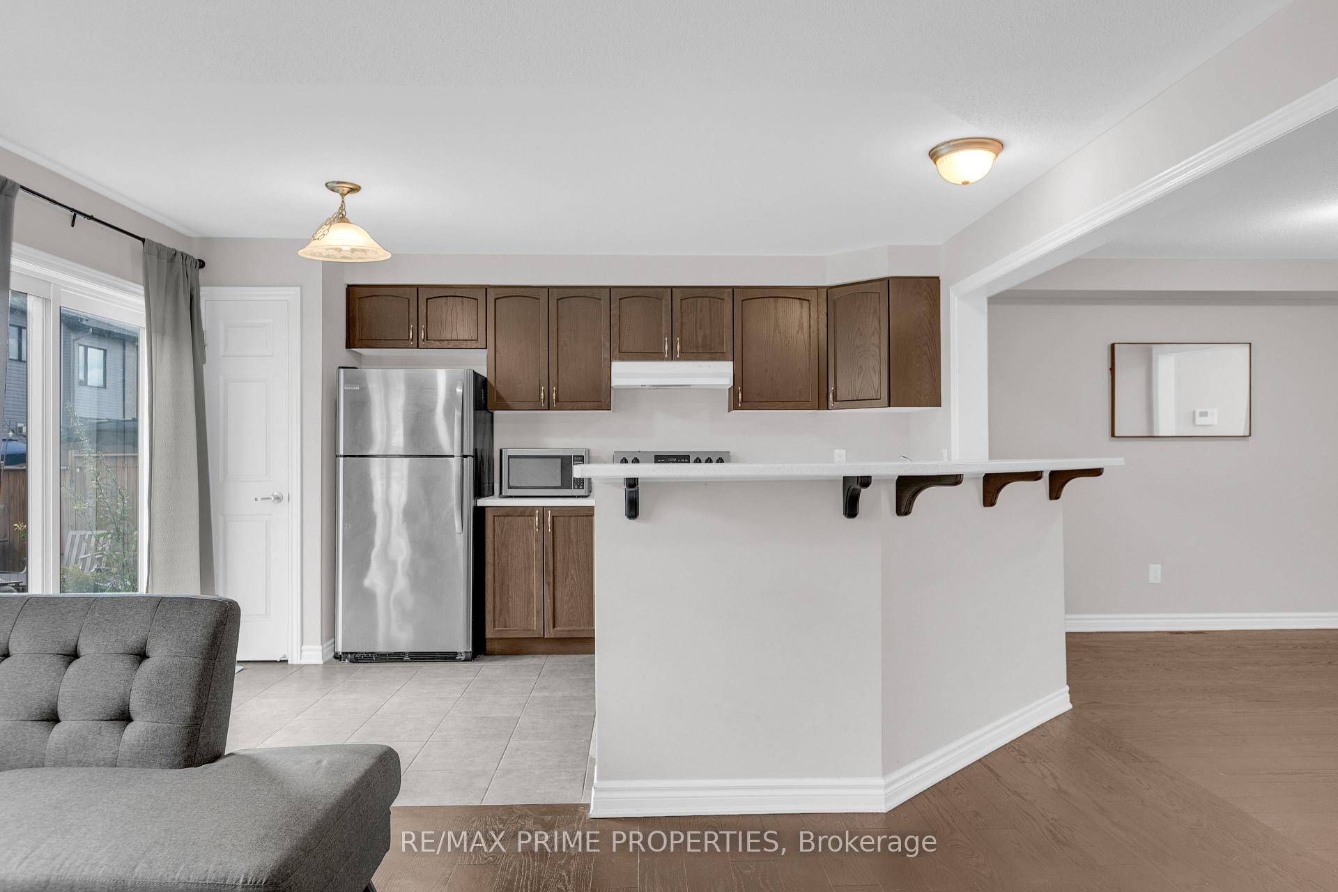 Photo 15 of 136 Lanceleaf Way, Ottawa, Kanata - Emerald Meadows/Trailwest — HOMEH
