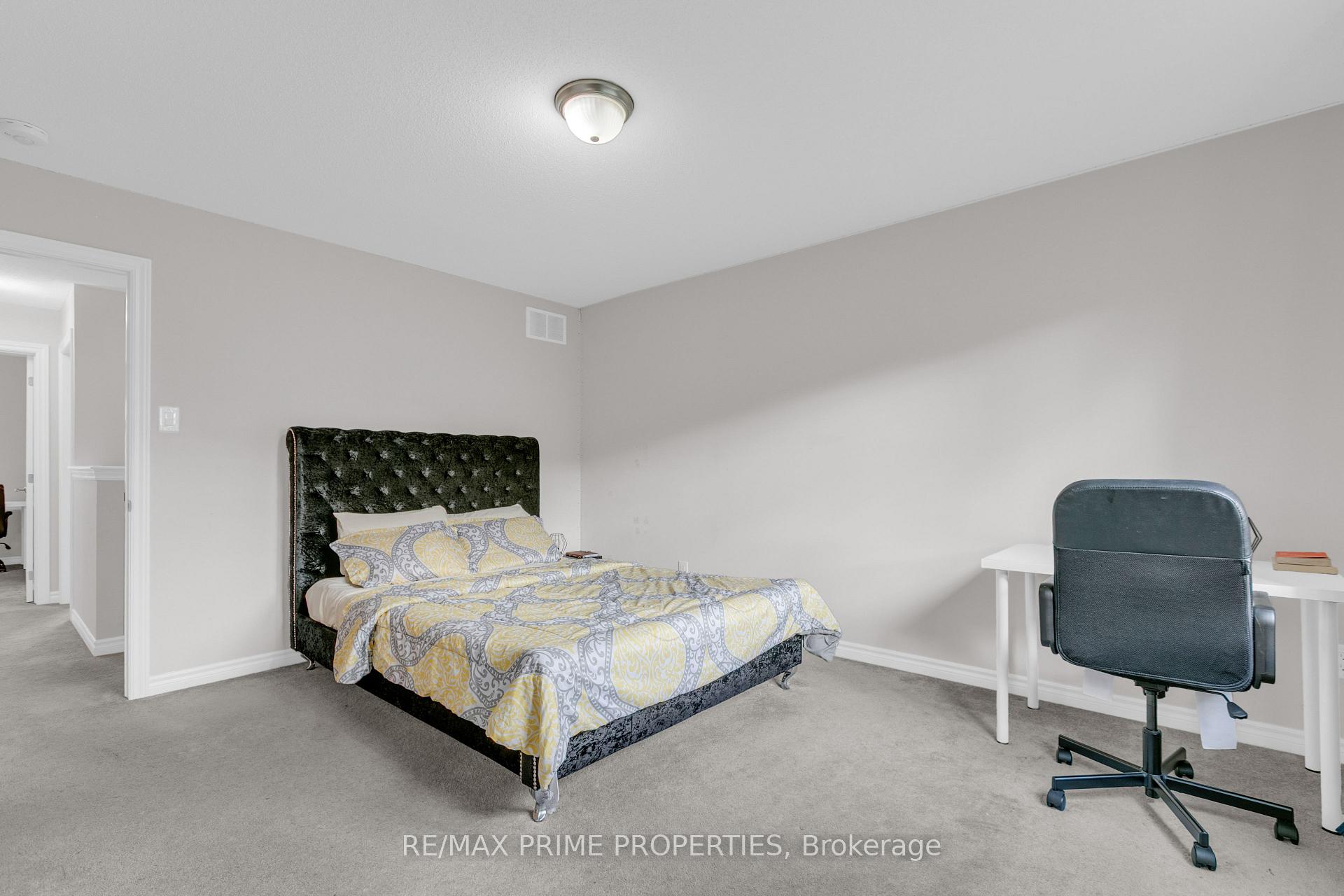 Photo 36 of 136 Lanceleaf Way, Ottawa, Kanata - Emerald Meadows/Trailwest — HOMEH