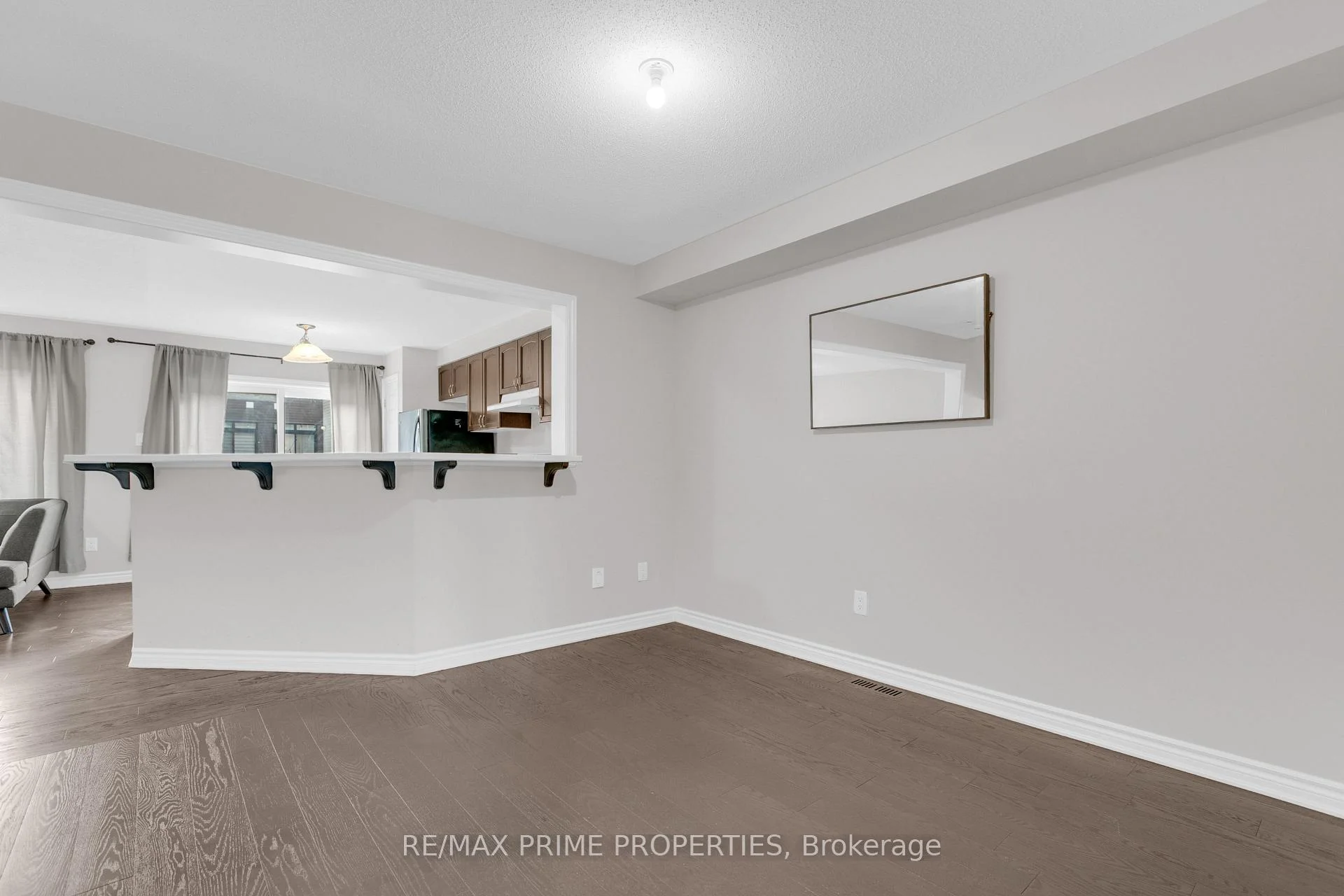 Photo 10 of 136 Lanceleaf Way, Ottawa, Kanata - Emerald Meadows/Trailwest — HOMEH