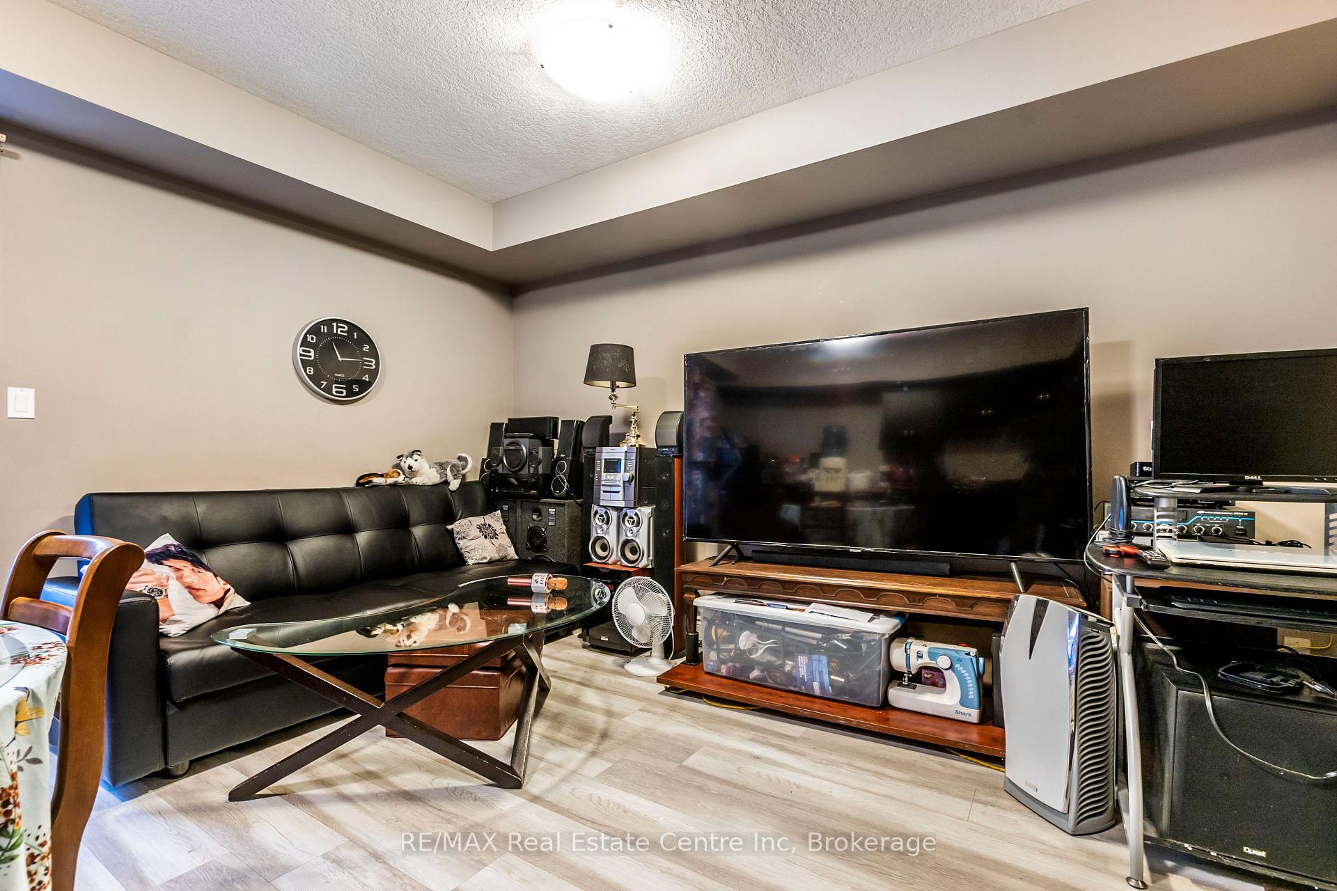Photo 6 of Unit 8B, 38 Howe Drive, Kitchener, Forest Hill — HOMEH