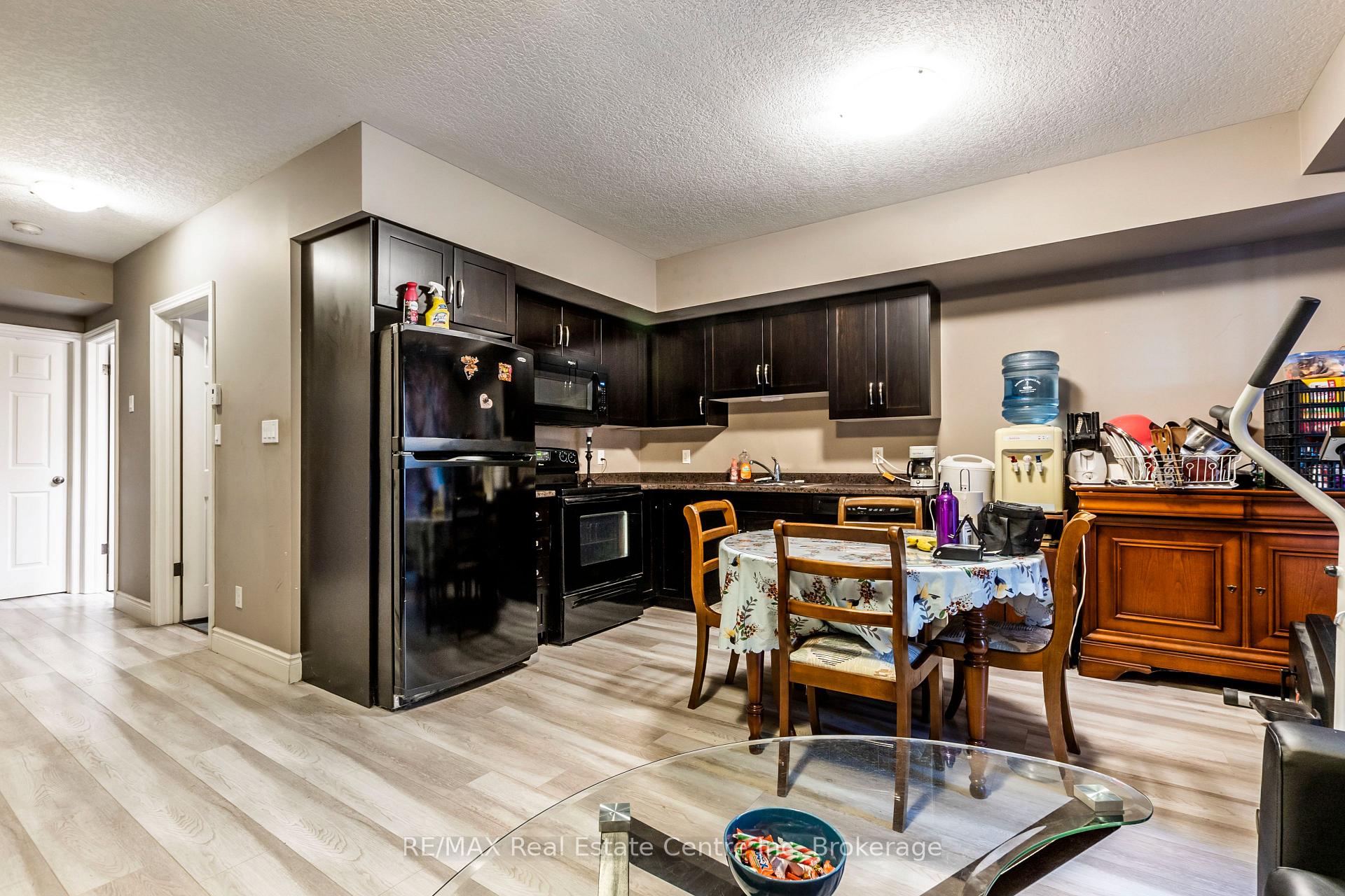 Photo 8 of Unit 8B, 38 Howe Drive, Kitchener, Forest Hill — HOMEH