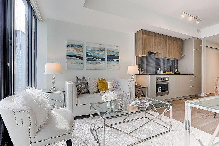 Photo 8 of Unit 2708, 161 Roehampton Avenue, Toronto, Mount Pleasant West — HOMEH