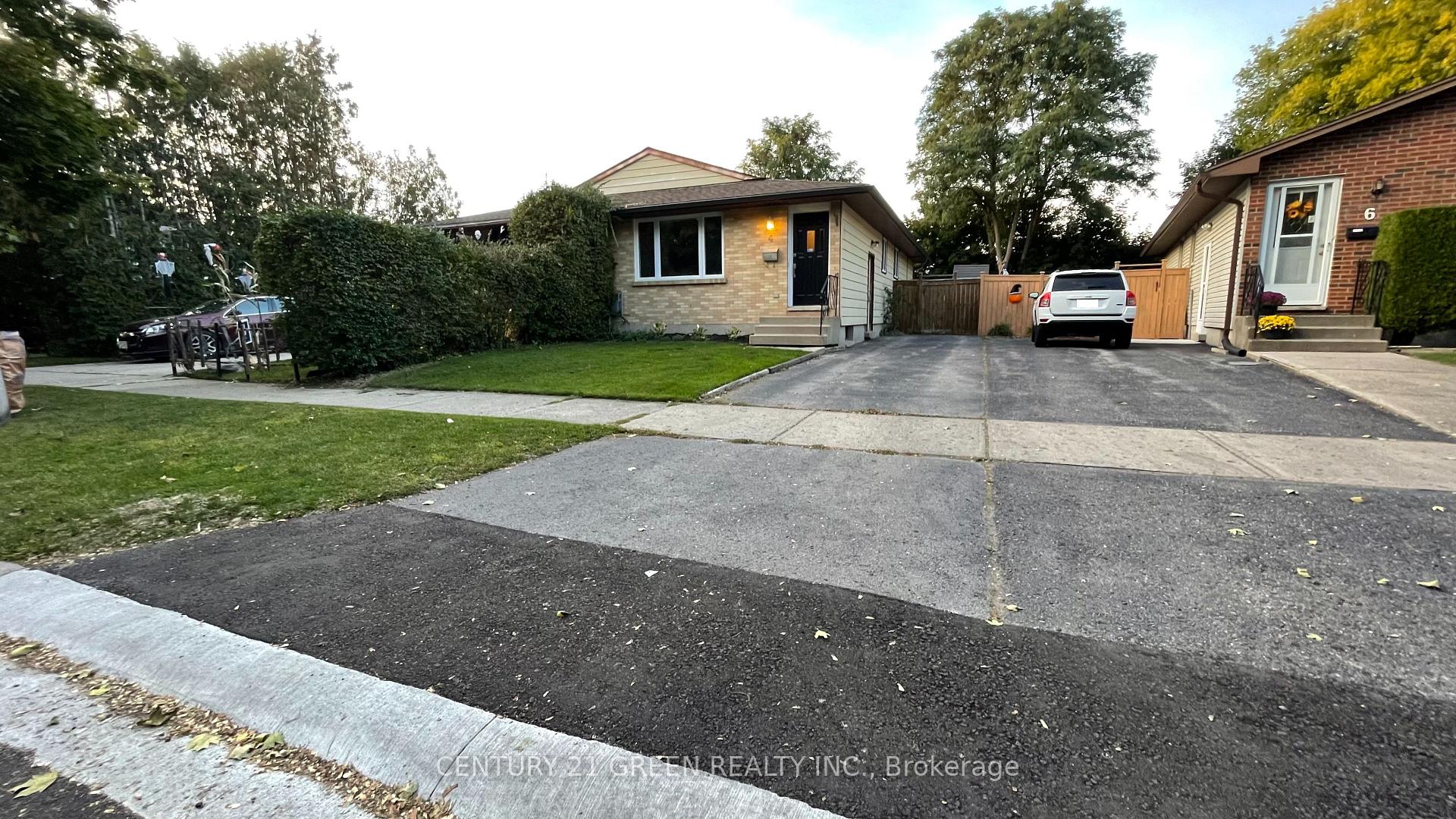 Photo 1 of 4 Wenlock Crescent, London, North F — HOMEH