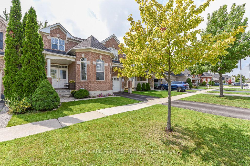 Photo 2 of 879 Bennett Boulevard, Milton, Beaty — HOMEH
