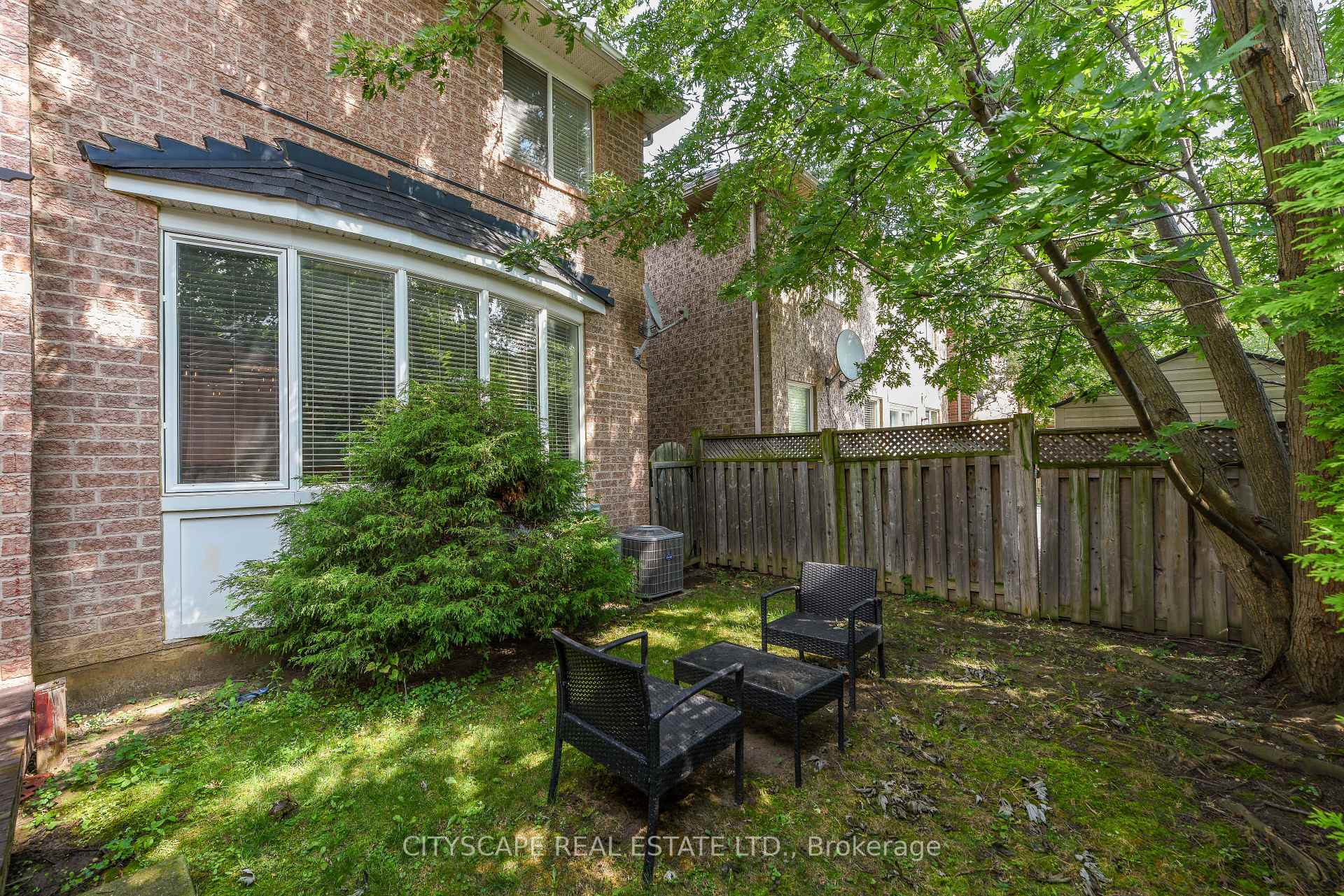 Photo 45 of 879 Bennett Boulevard, Milton, Beaty — HOMEH