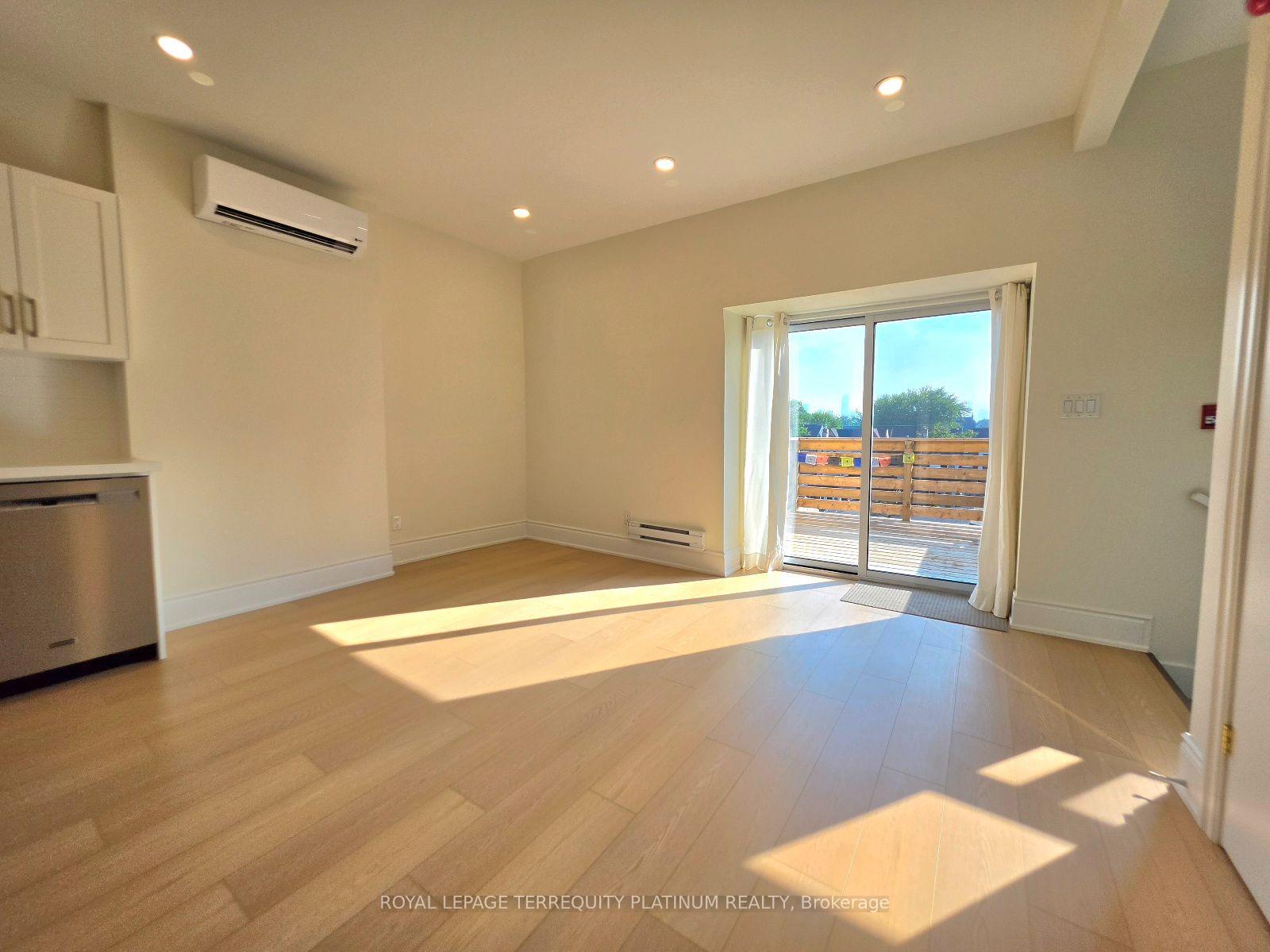 Photo 2 of Unit 6, 11 Beaconsfield Avenue, Toronto, Little Portugal — HOMEH