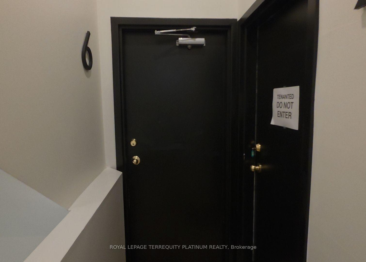 Photo 6 of Unit 6, 11 Beaconsfield Avenue, Toronto, Little Portugal — HOMEH