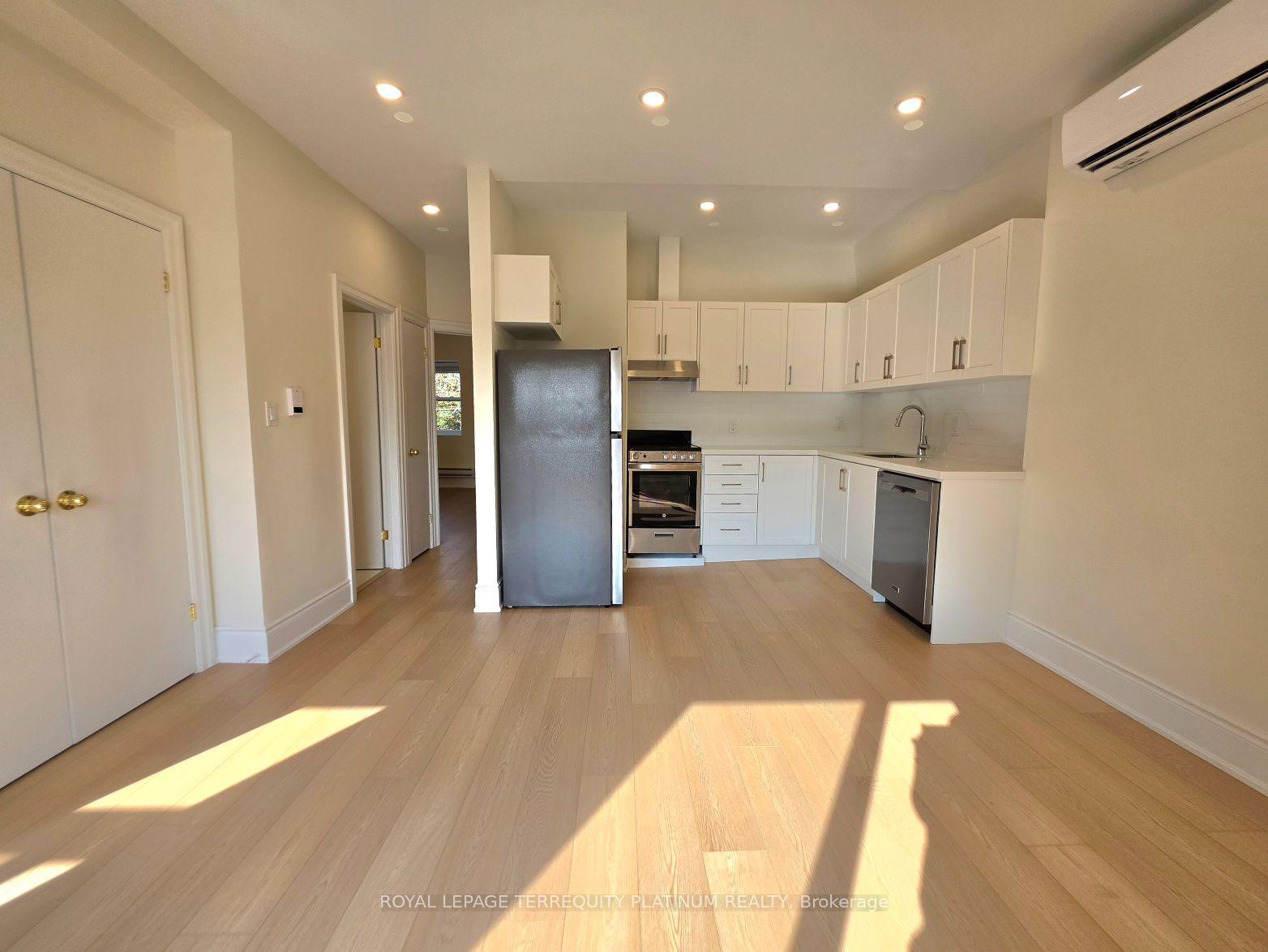 Photo 8 of Unit 6, 11 Beaconsfield Avenue, Toronto, Little Portugal — HOMEH