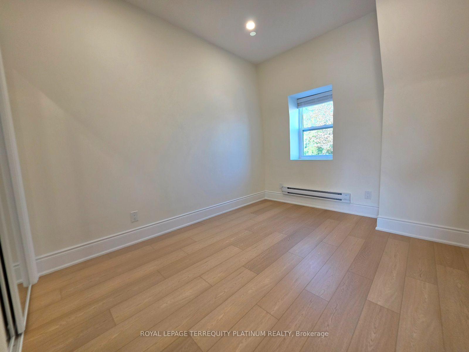 Photo 16 of Unit 6, 11 Beaconsfield Avenue, Toronto, Little Portugal — HOMEH