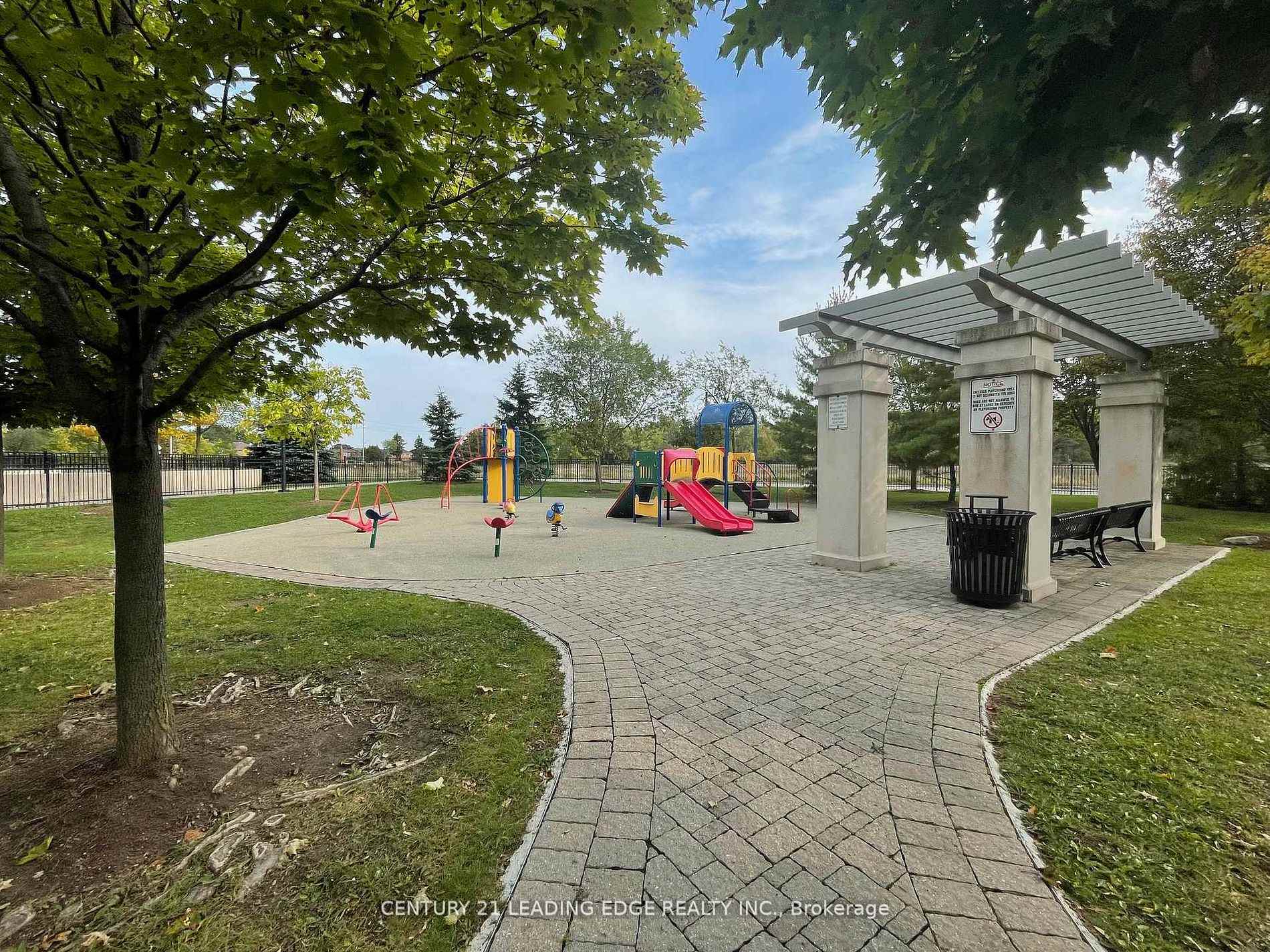 Photo 2 of Unit 502, 7373 Kennedy Road, Markham, Milliken Mills East — HOMEH