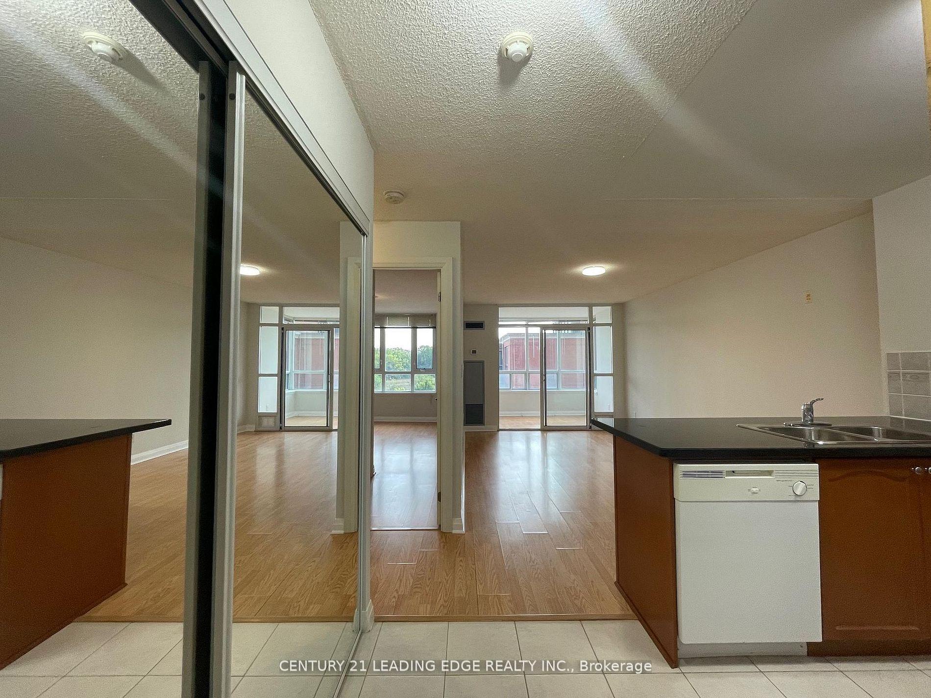 Photo 4 of Unit 502, 7373 Kennedy Road, Markham, Milliken Mills East — HOMEH
