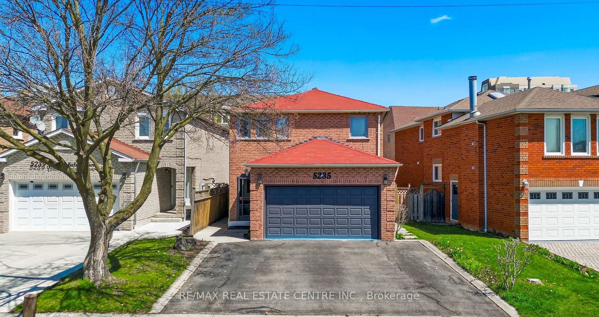 Photo of 5235 Huntingfield Drive
