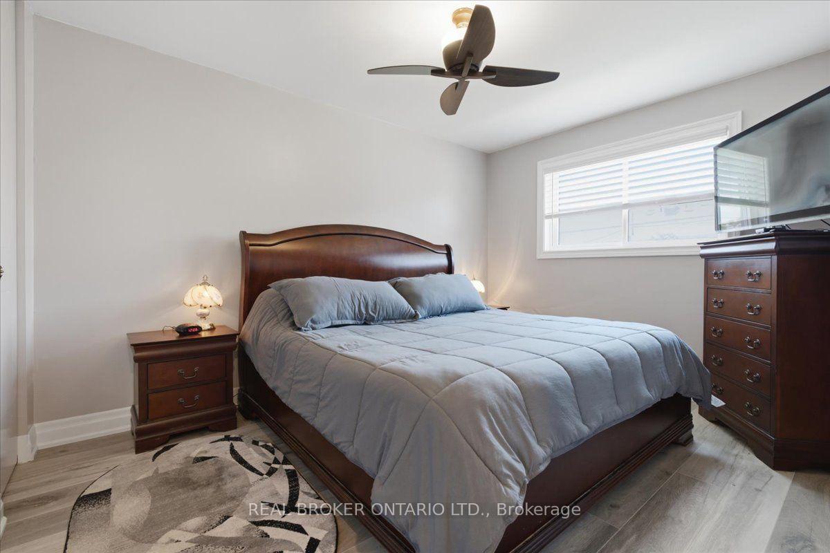 Photo 9 of 1331 Tatra Drive, Pickering, Bay Ridges — HOMEH