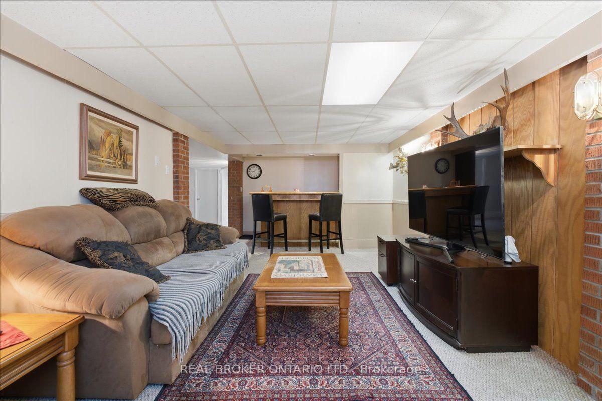 Photo 17 of 1331 Tatra Drive, Pickering, Bay Ridges — HOMEH