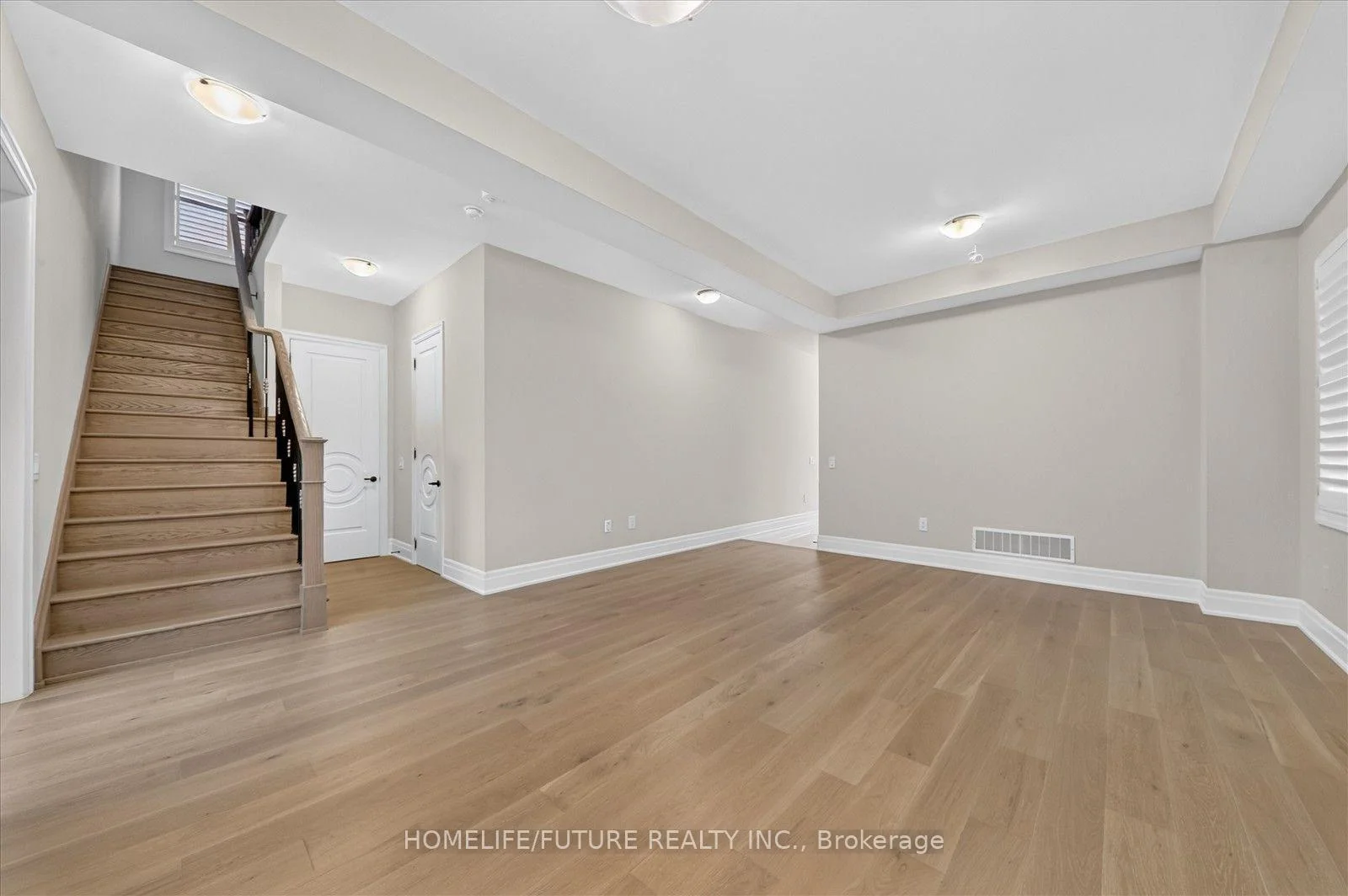 Photo 10 of 2939 Grindstone Crescent, Pickering, Rural Pickering — HOMEH