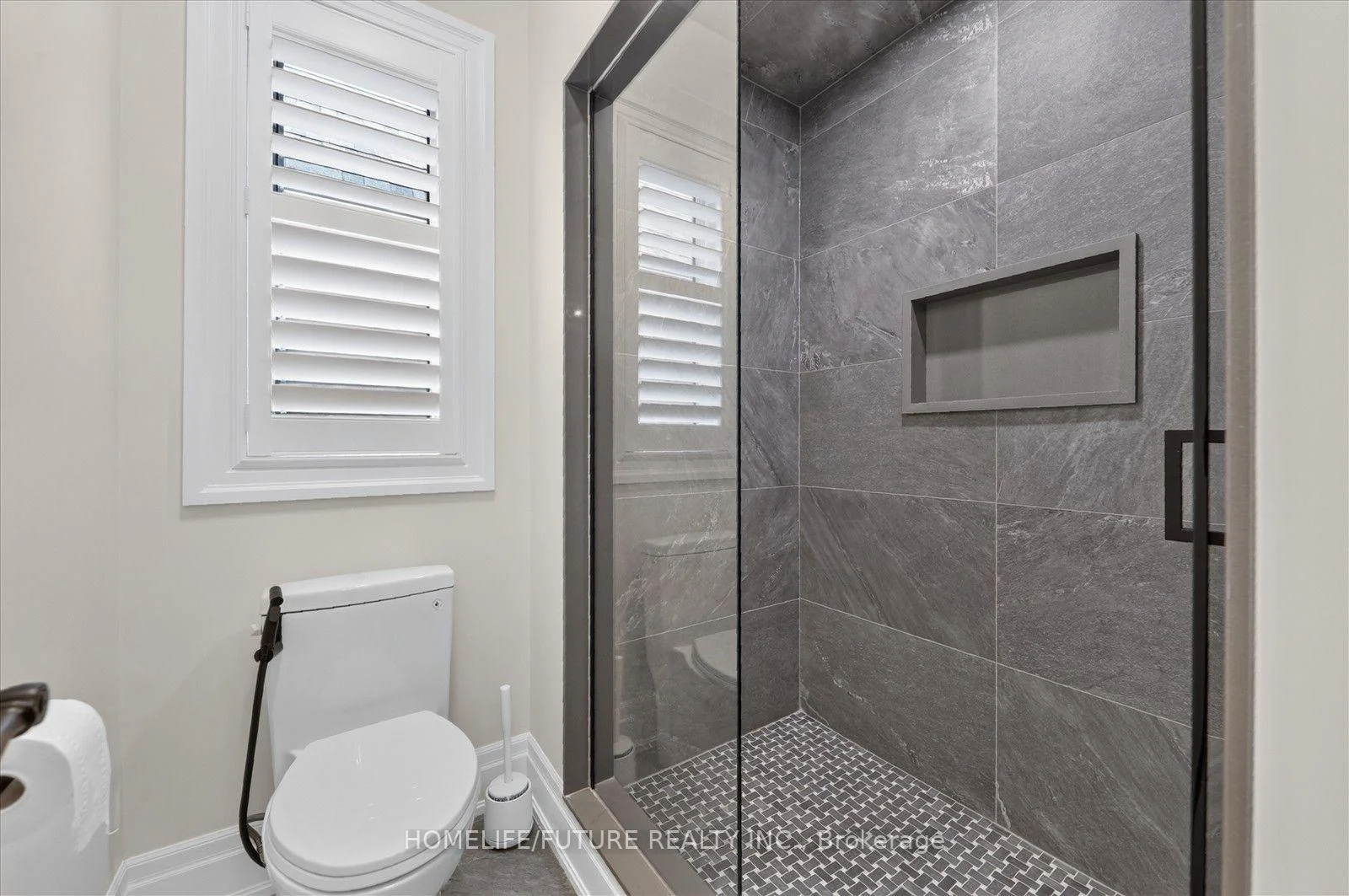 Photo 32 of 2939 Grindstone Crescent, Pickering, Rural Pickering — HOMEH