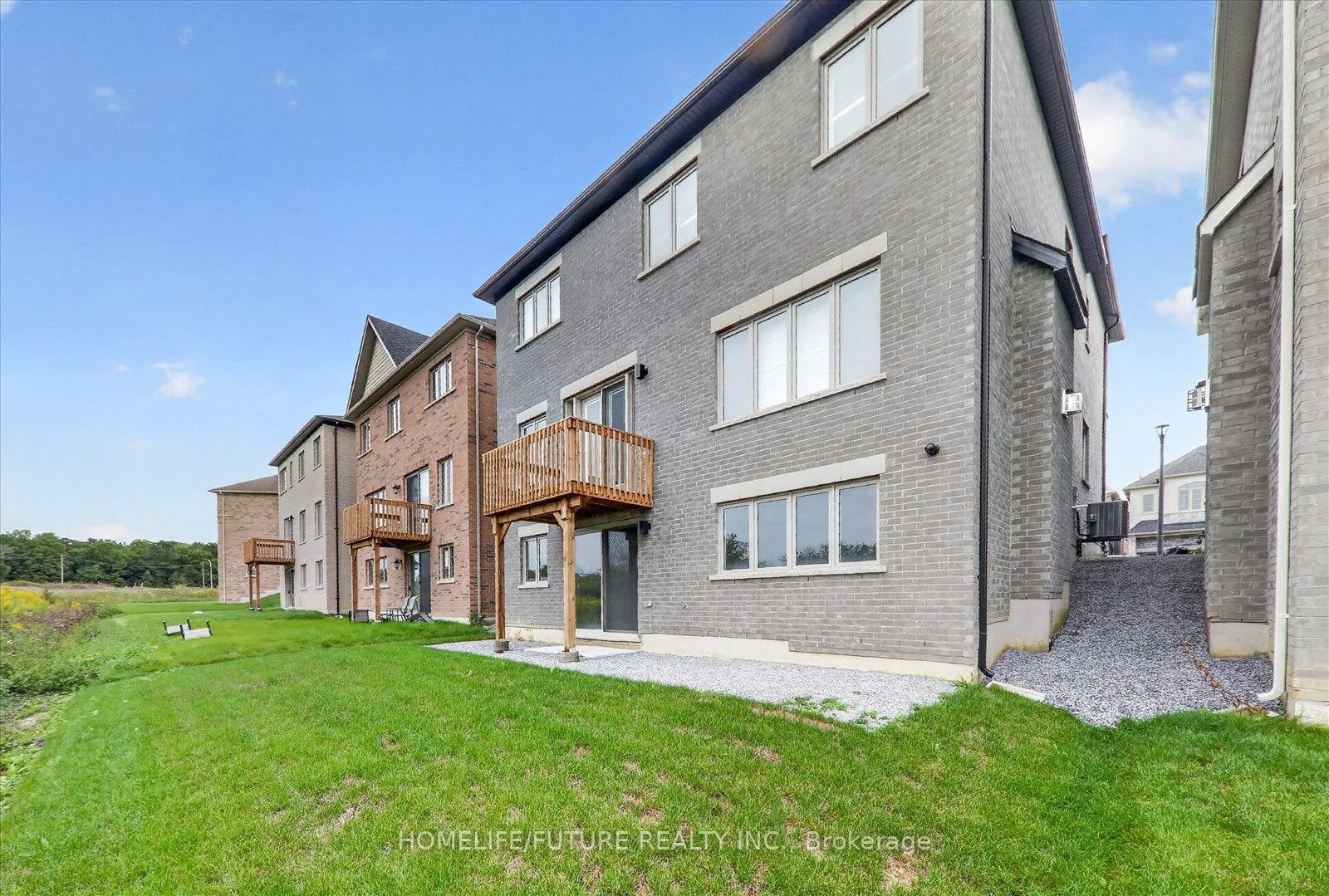 Photo 46 of 2939 Grindstone Crescent, Pickering, Rural Pickering — HOMEH