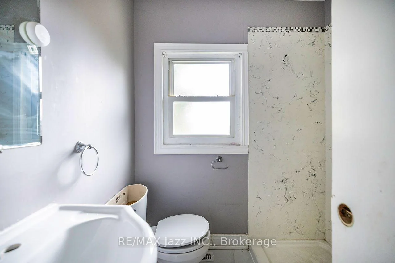Photo 20 of 1500 Simcoe Street N, Oshawa, Samac — HOMEH