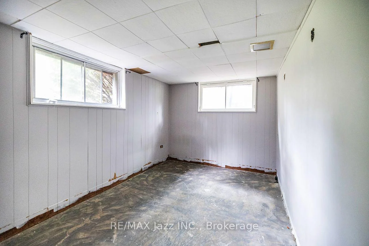 Photo 23 of 1500 Simcoe Street N, Oshawa, Samac — HOMEH