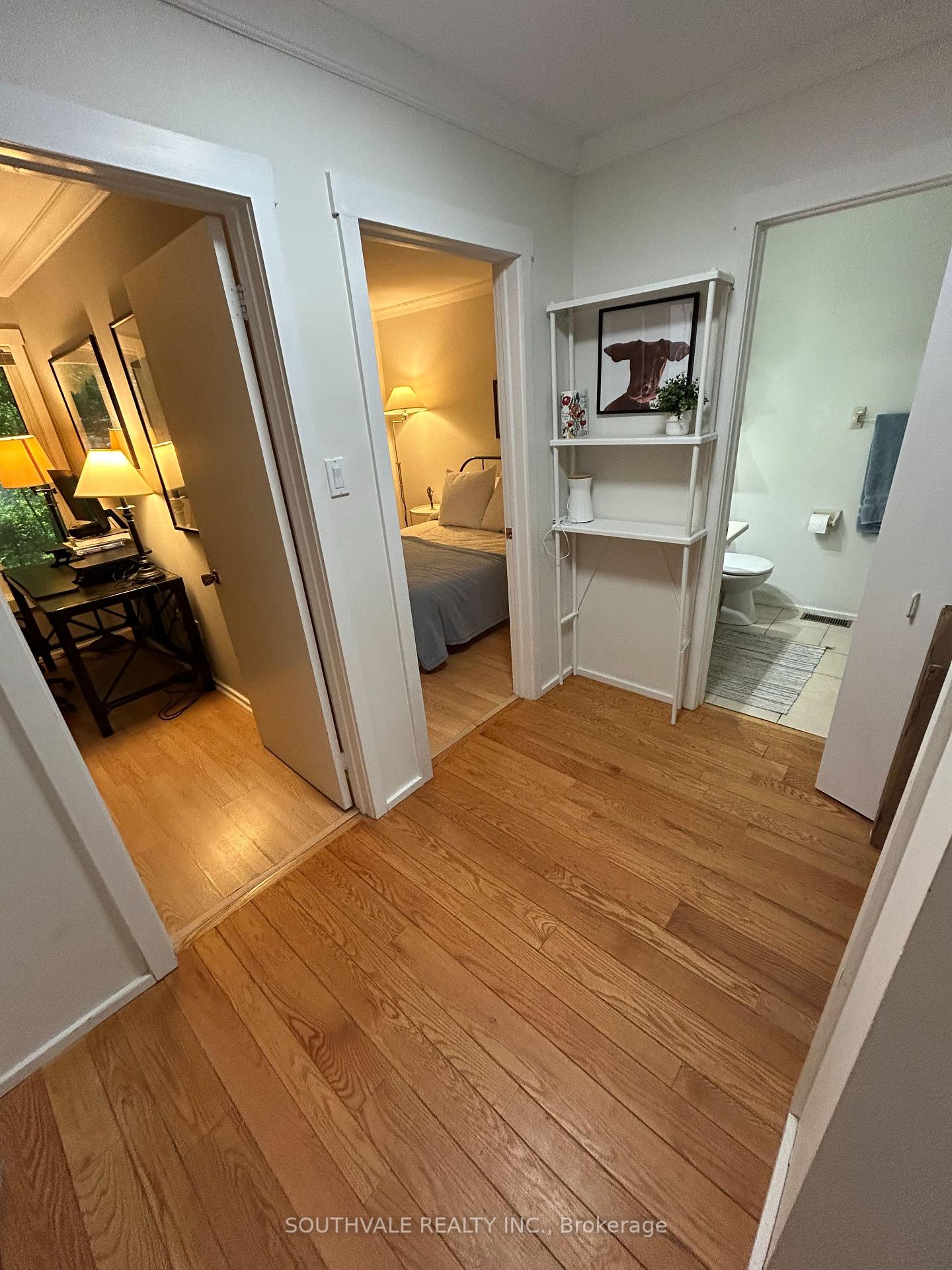 Photo 6 of Unit 19, 209 Escarpment Crescent, Collingwood — HOMEH