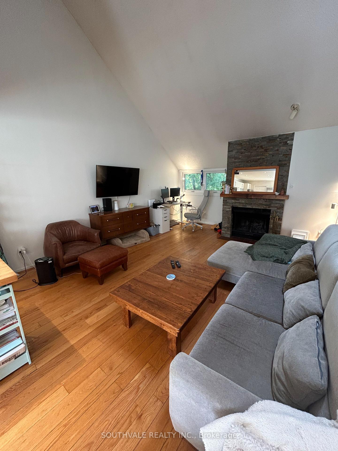 Photo 16 of Unit 19, 209 Escarpment Crescent, Collingwood — HOMEH