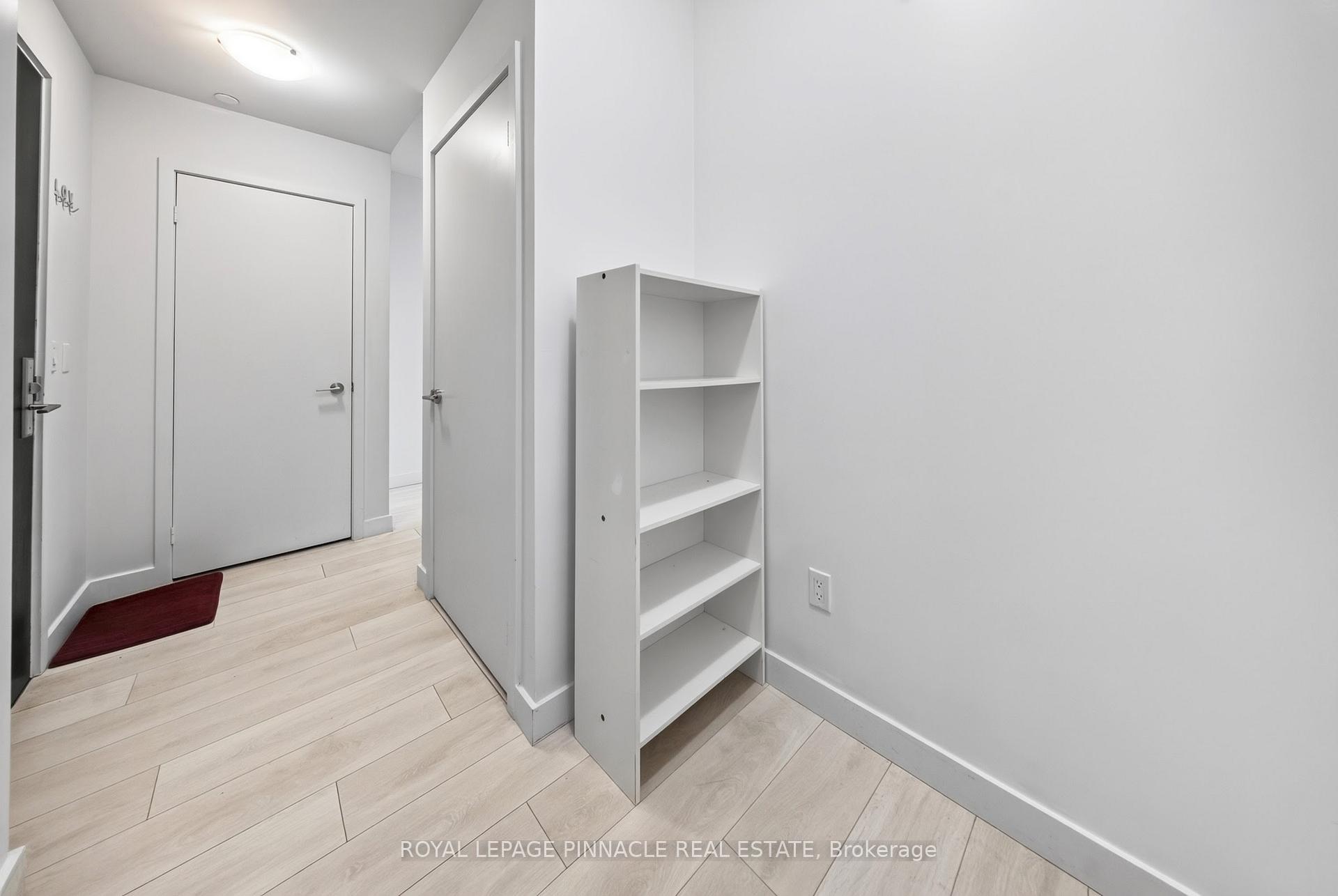 Photo 14 of Unit 2002, 8 Eglinton Avenue E, Toronto, Mount Pleasant West — HOMEH