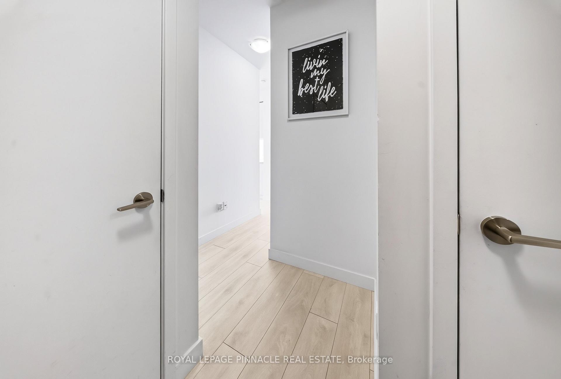 Photo 16 of Unit 2002, 8 Eglinton Avenue E, Toronto, Mount Pleasant West — HOMEH