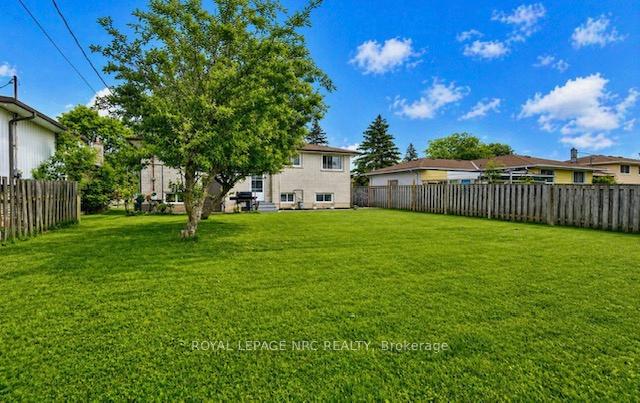 Photo 6 of 23 Northgate Drive, Welland, N. Welland — HOMEH