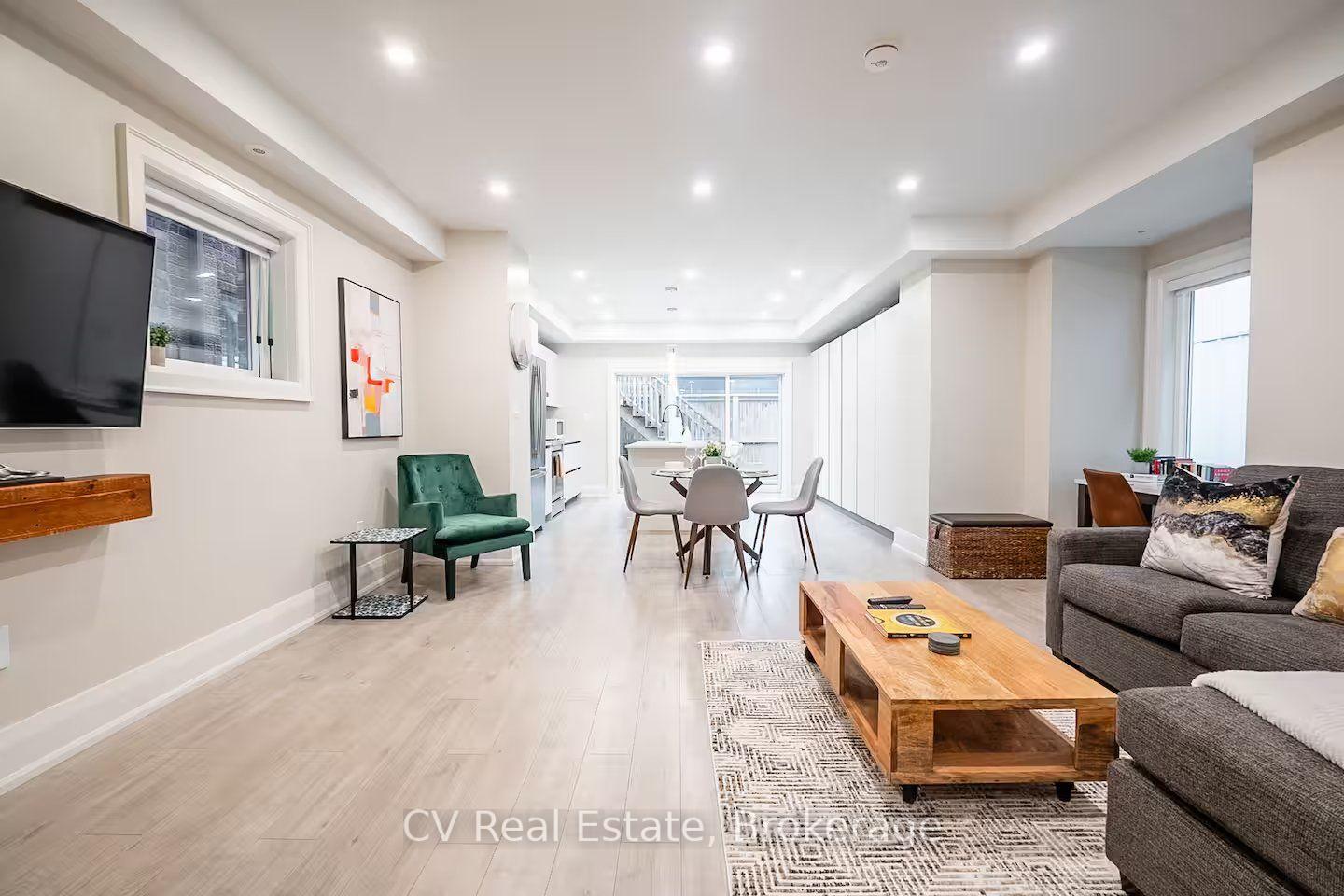Photo 17 of Unit 2, 207 Perth Avenue, Toronto, Dovercourt-Wallace Emerson-Junction — HOMEH