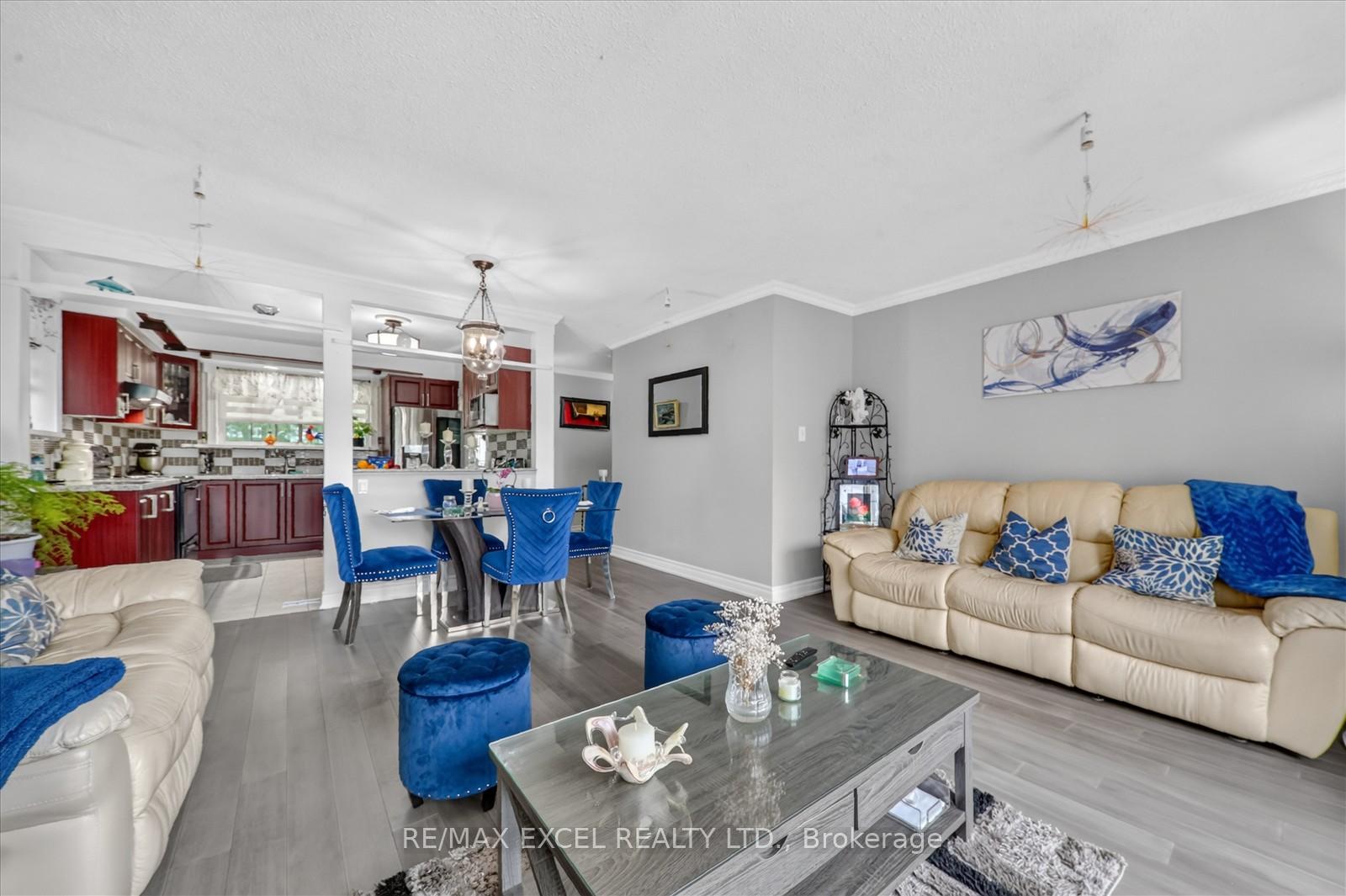 Photo 24 of 62 Sundance Crescent, Scarborough, Woburn — HOMEH
