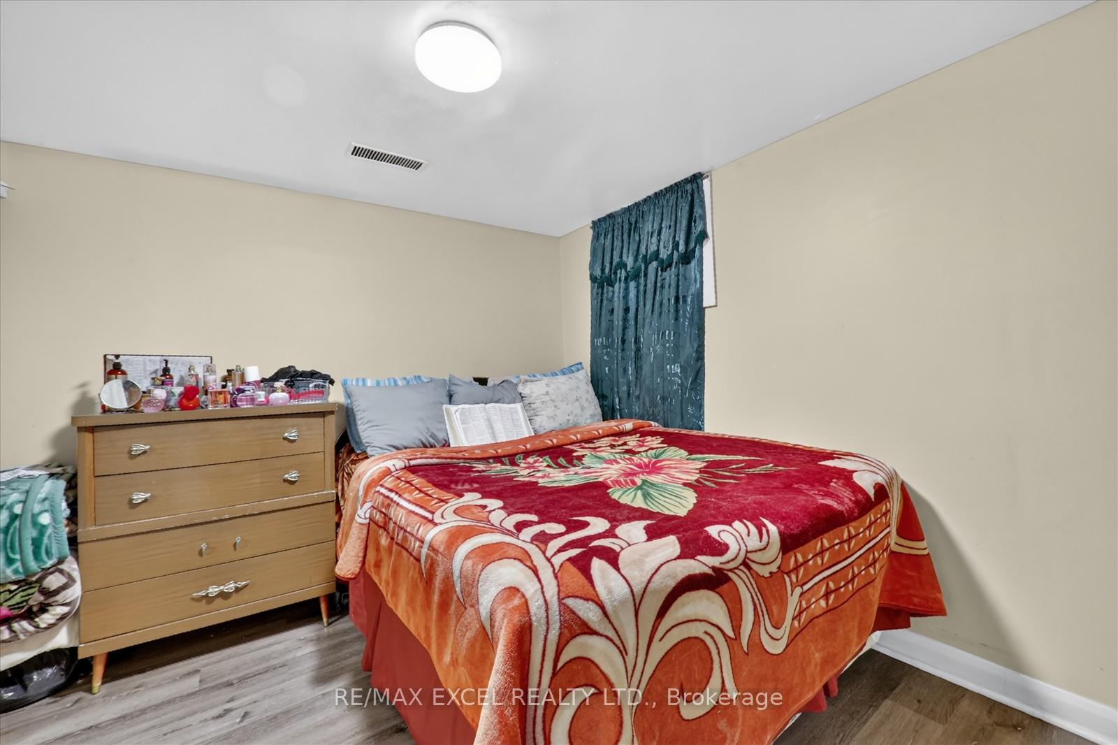 Photo 30 of 62 Sundance Crescent, Scarborough, Woburn — HOMEH