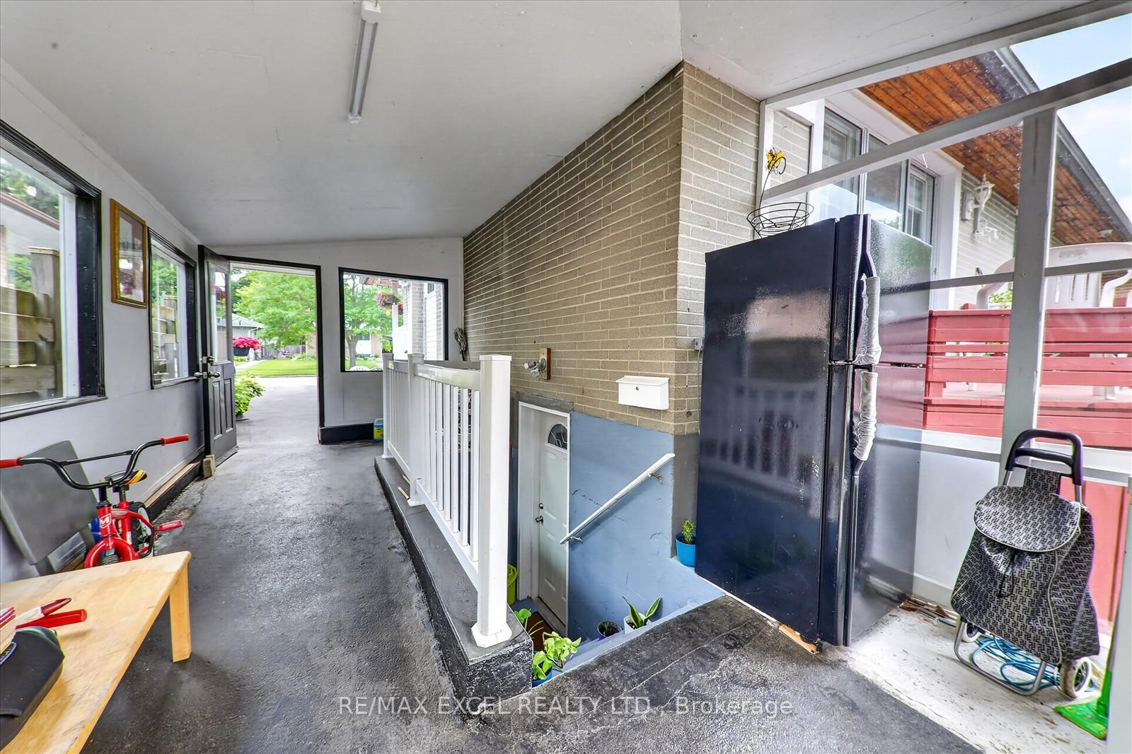 Photo 33 of 62 Sundance Crescent, Scarborough, Woburn — HOMEH