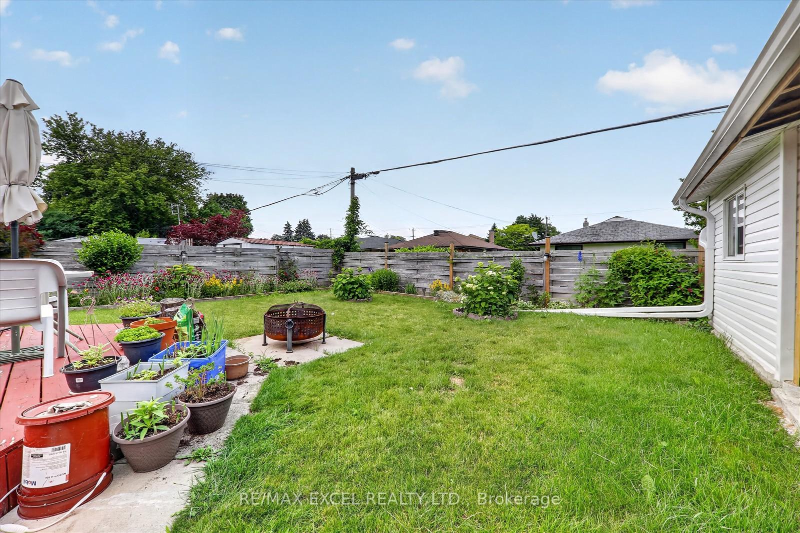 Photo 1 of 62 Sundance Crescent, Scarborough, Woburn — HOMEH
