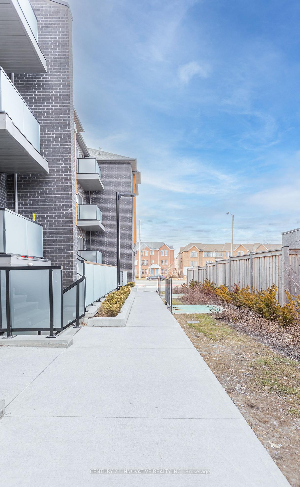 Photo 6 of Unit 511, 2791 Eglinton Avenue E, Scarborough, Eglinton East — HOMEH