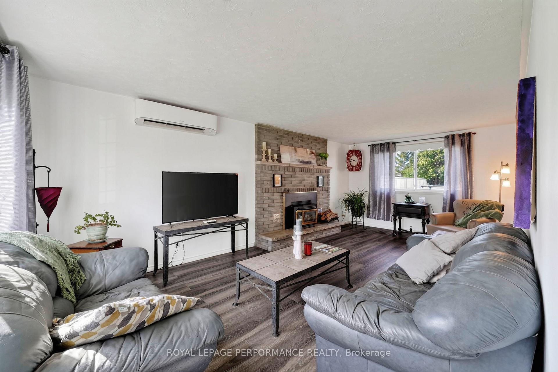 Photo 4 of 1824 Elgin Street, Cornwall, Cornwall — HOMEH