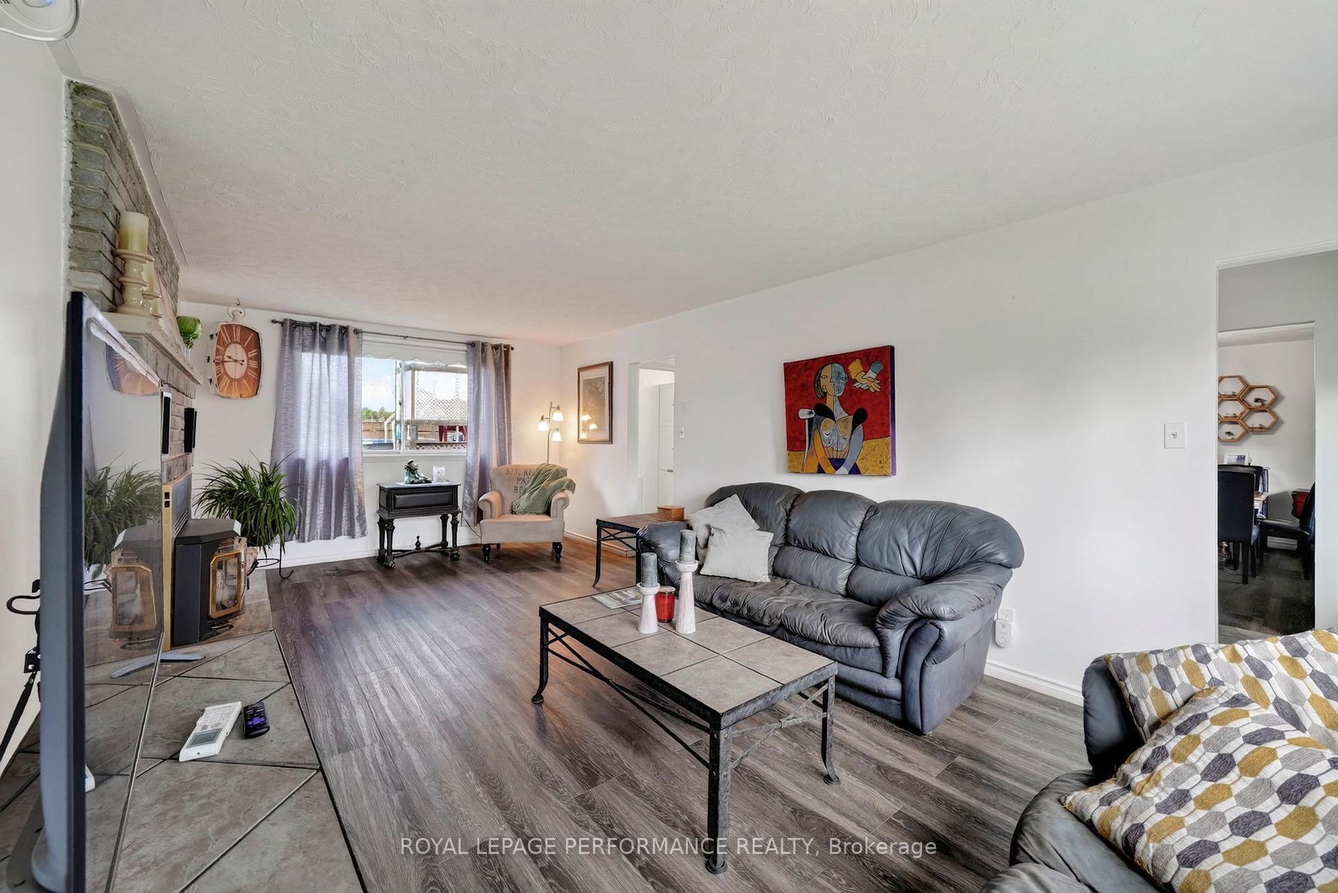 Photo 5 of 1824 Elgin Street, Cornwall, Cornwall — HOMEH