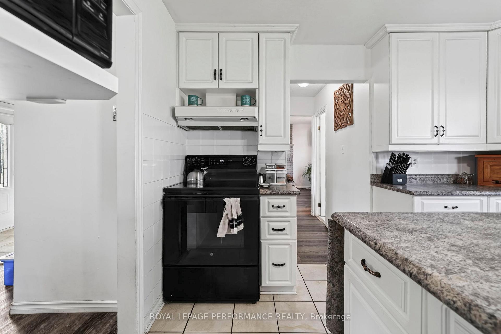 Photo 15 of 1824 Elgin Street, Cornwall, Cornwall — HOMEH