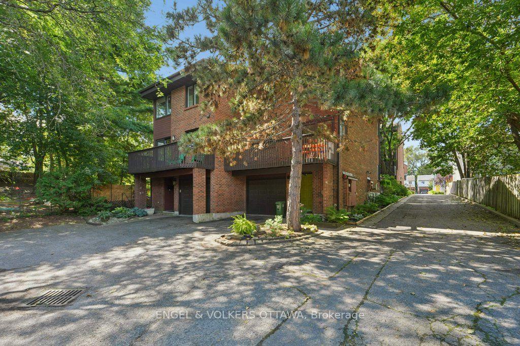 Photo 4 of Unit 4, 535 Hilson Avenue, Ottawa, Westboro/Hampton Park — HOMEH