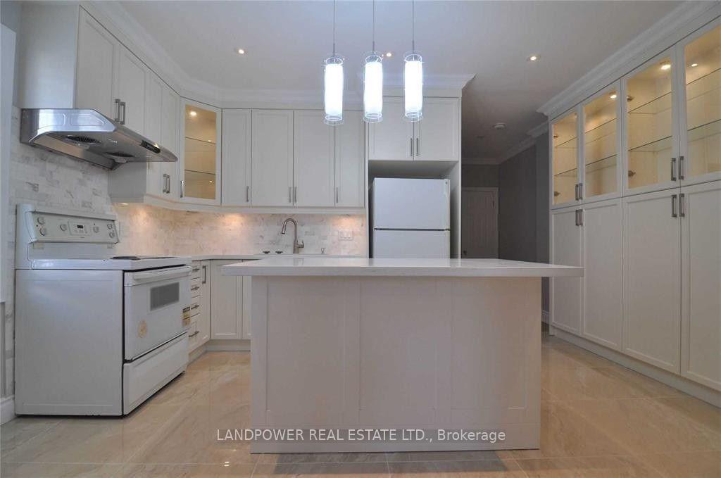 Photo 3 of Unit Main, 140 Manning Avenue, Toronto, Trinity-Bellwoods — HOMEH