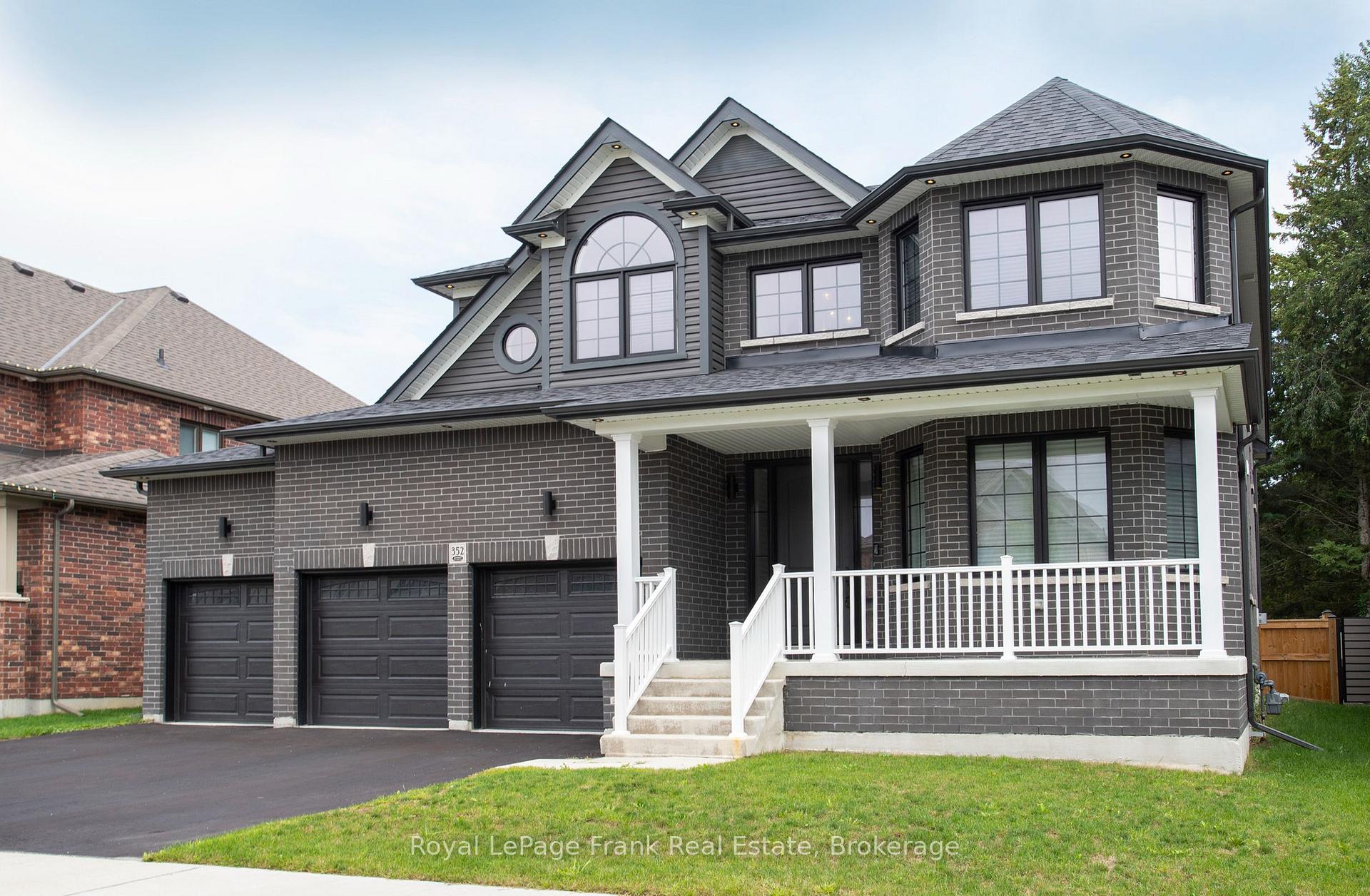 Photo 3 of 352 Northglen Boulevard, Clarington, Bowmanville — HOMEH