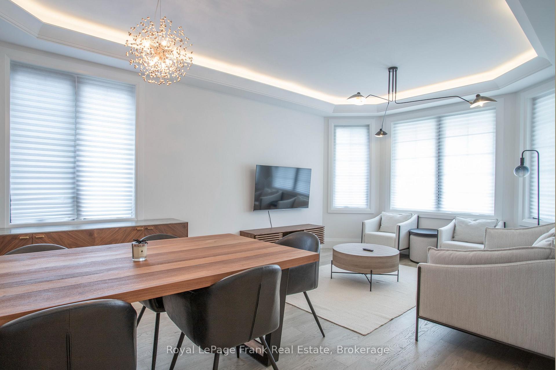 Photo 5 of 352 Northglen Boulevard, Clarington, Bowmanville — HOMEH