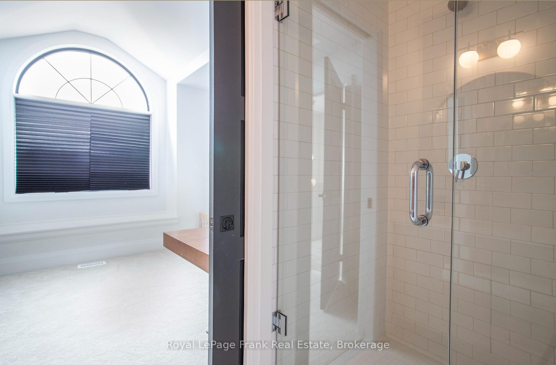 Photo 34 of 352 Northglen Boulevard, Clarington, Bowmanville — HOMEH