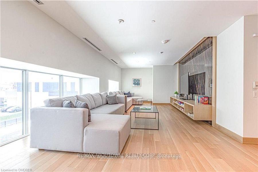 Photo 20 of Unit B0416, 133 Bronte Road, Oakville, Bronte — HOMEH