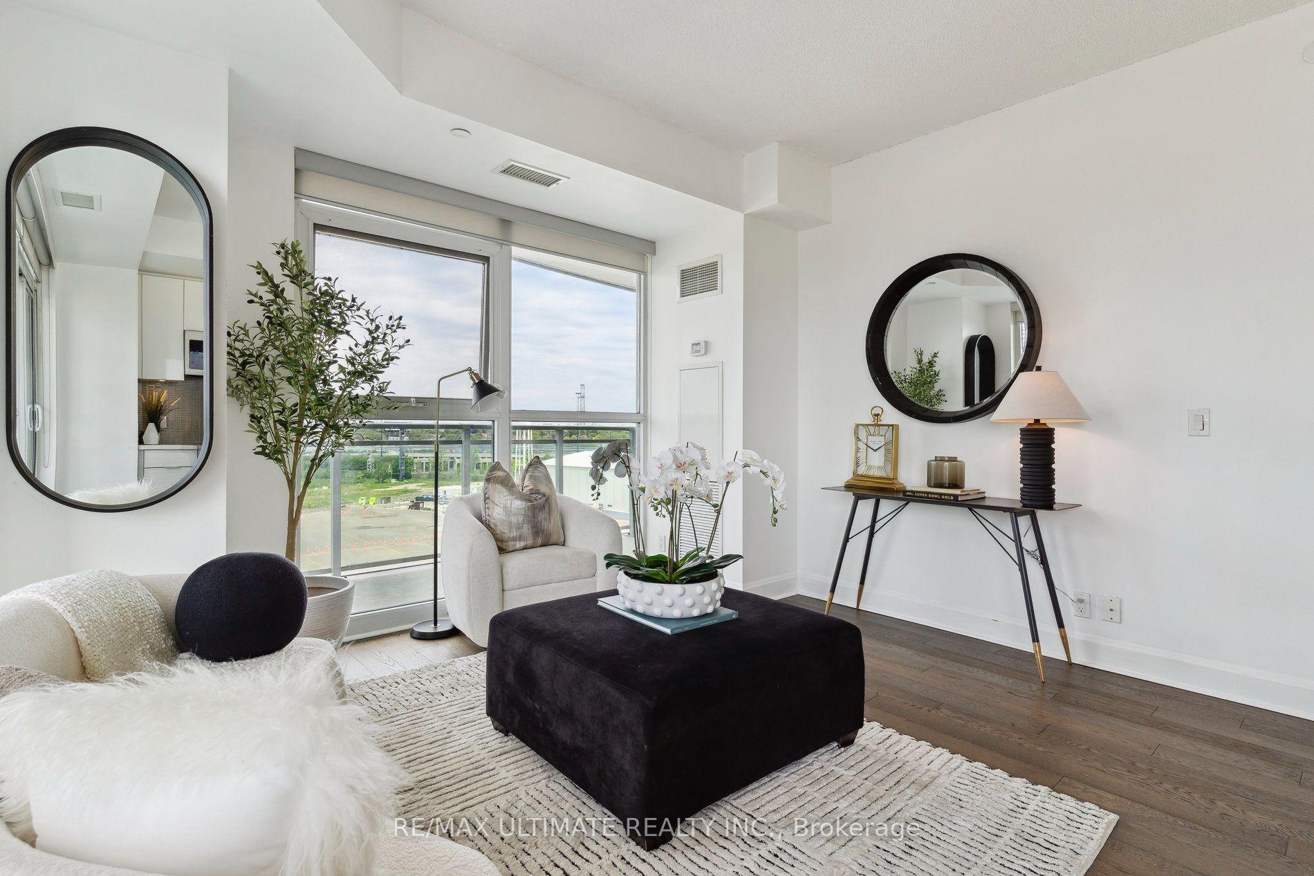 Photo 9 of Unit 1003, 33 Shore Breeze Drive, Etobicoke, Mimico — HOMEH