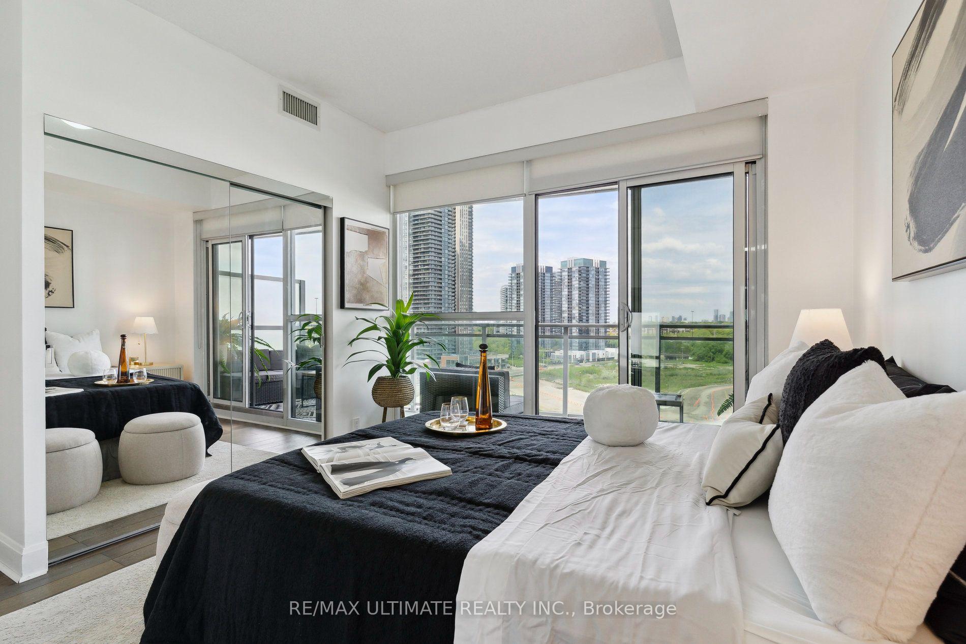 Photo 12 of Unit 1003, 33 Shore Breeze Drive, Etobicoke, Mimico — HOMEH