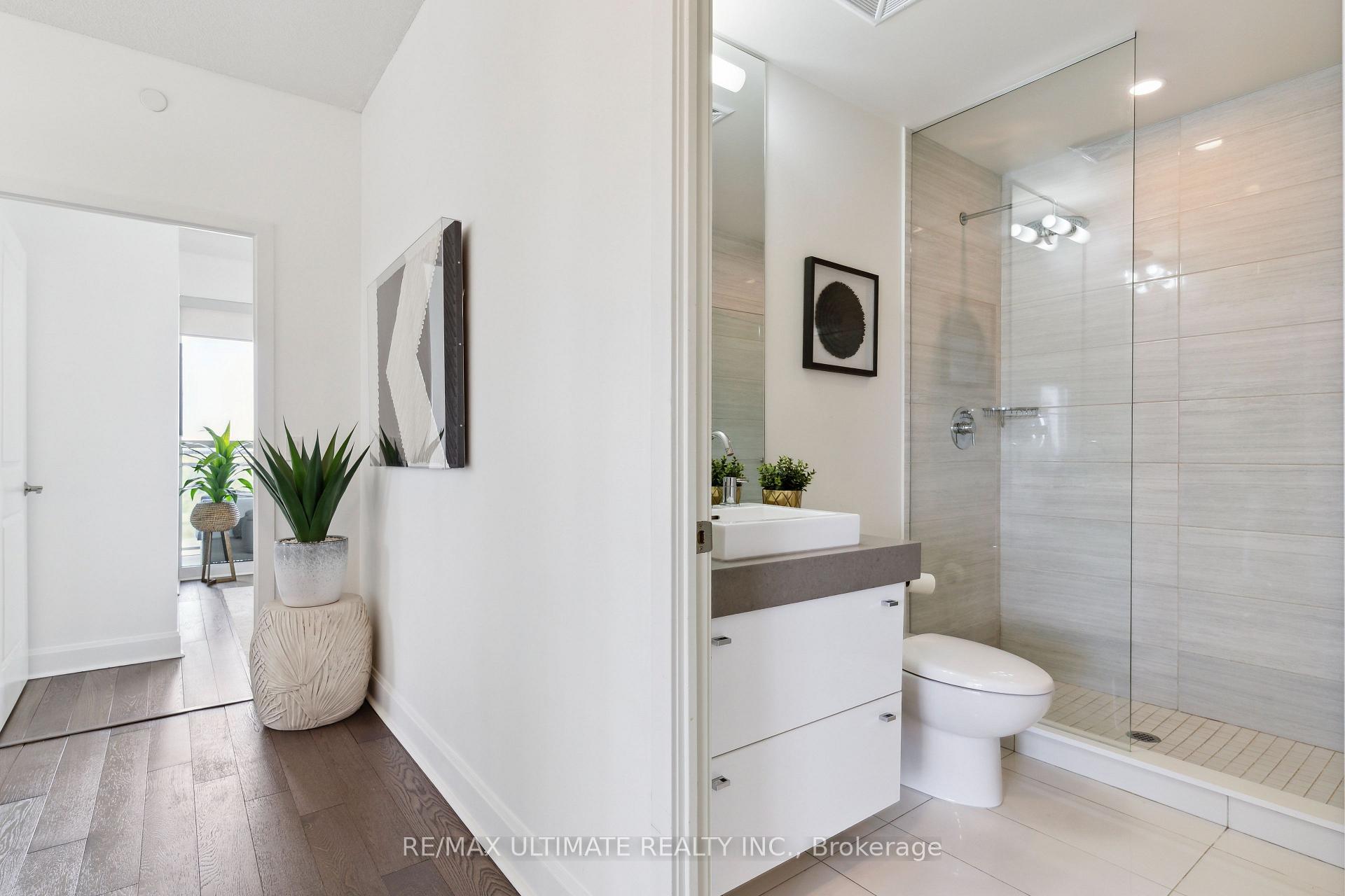 Photo 19 of Unit 1003, 33 Shore Breeze Drive, Etobicoke, Mimico — HOMEH